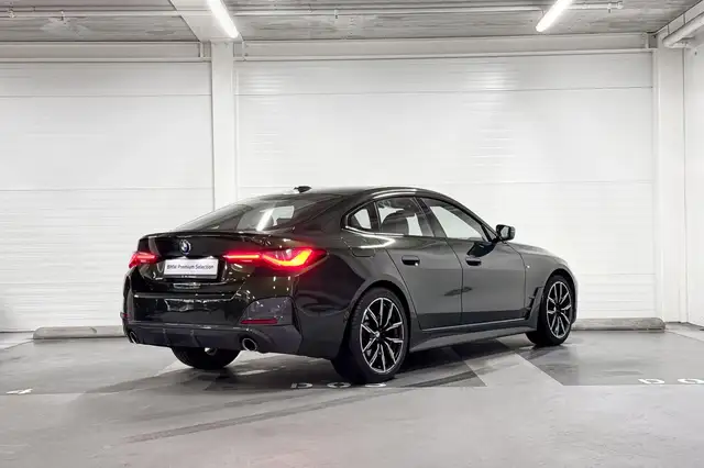 BMW 4 Series view 6