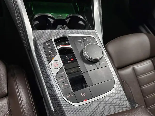 BMW 4 Series view 14