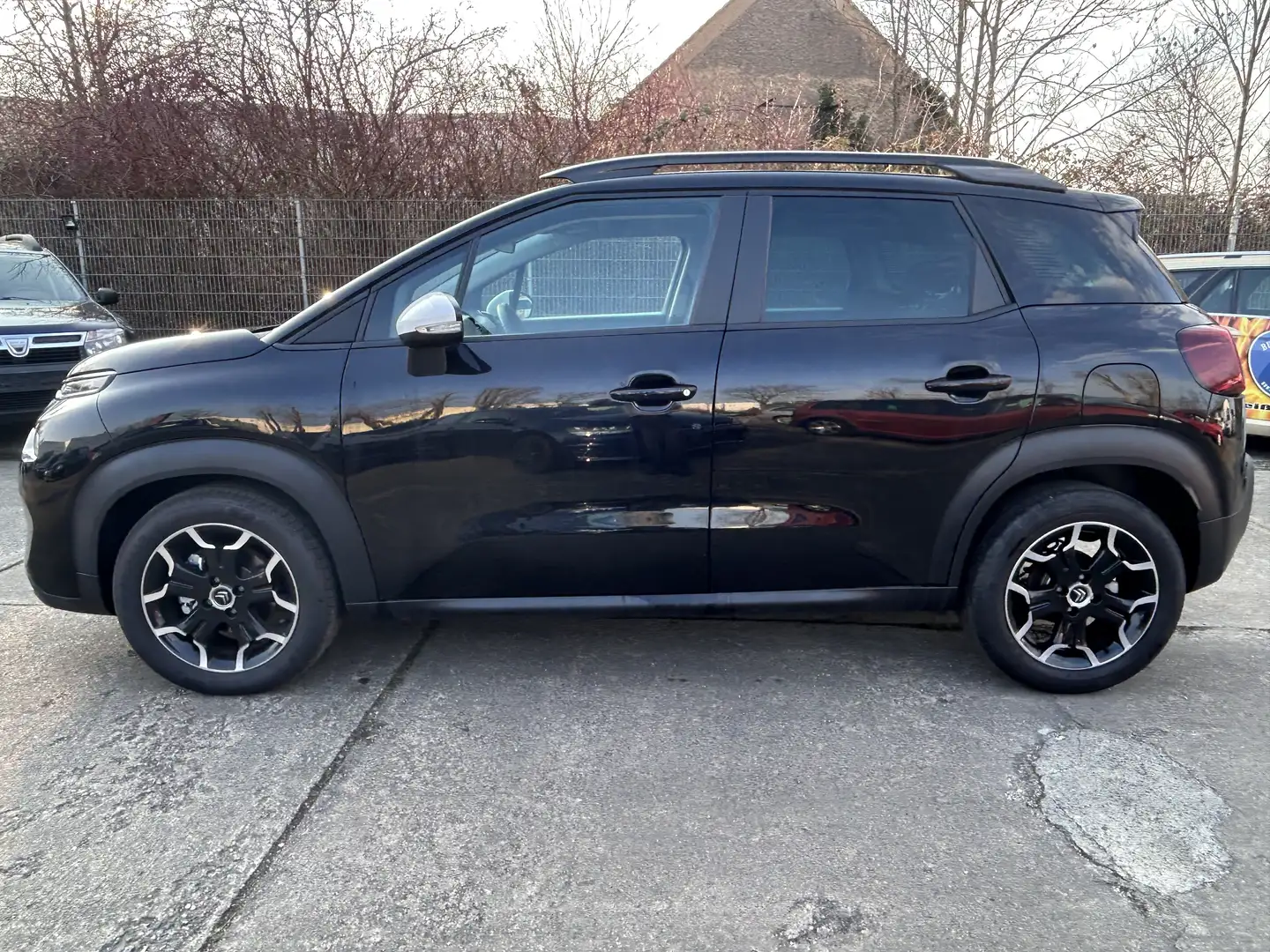 Citroen C3 Aircross Aircross LED/Navi/Tel/Klimaautomatik/Kamera Schwarz - 2