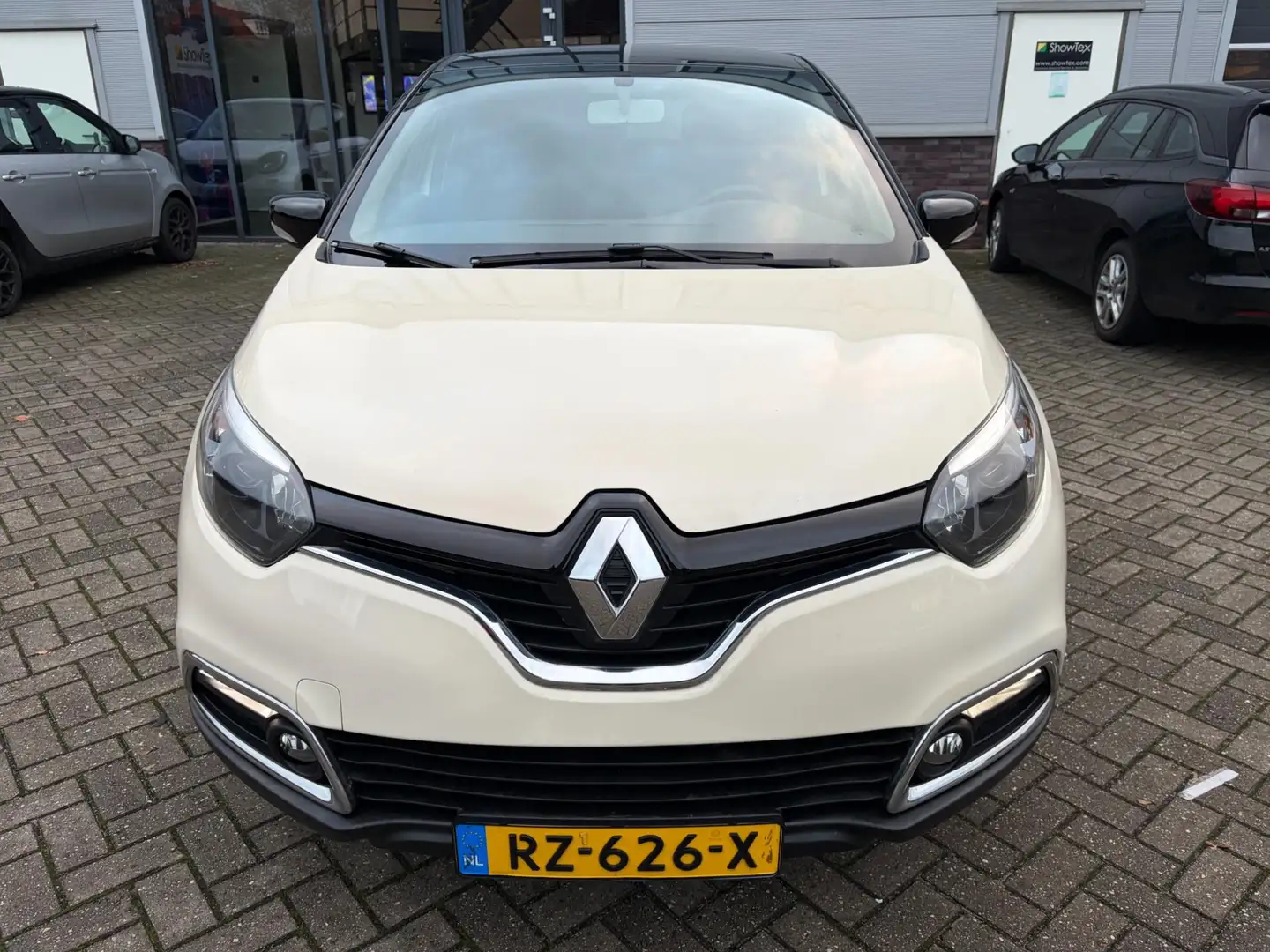 Renault Captur 0.9 TCe Dynamique / Navi / Trekhaak Wit - 2