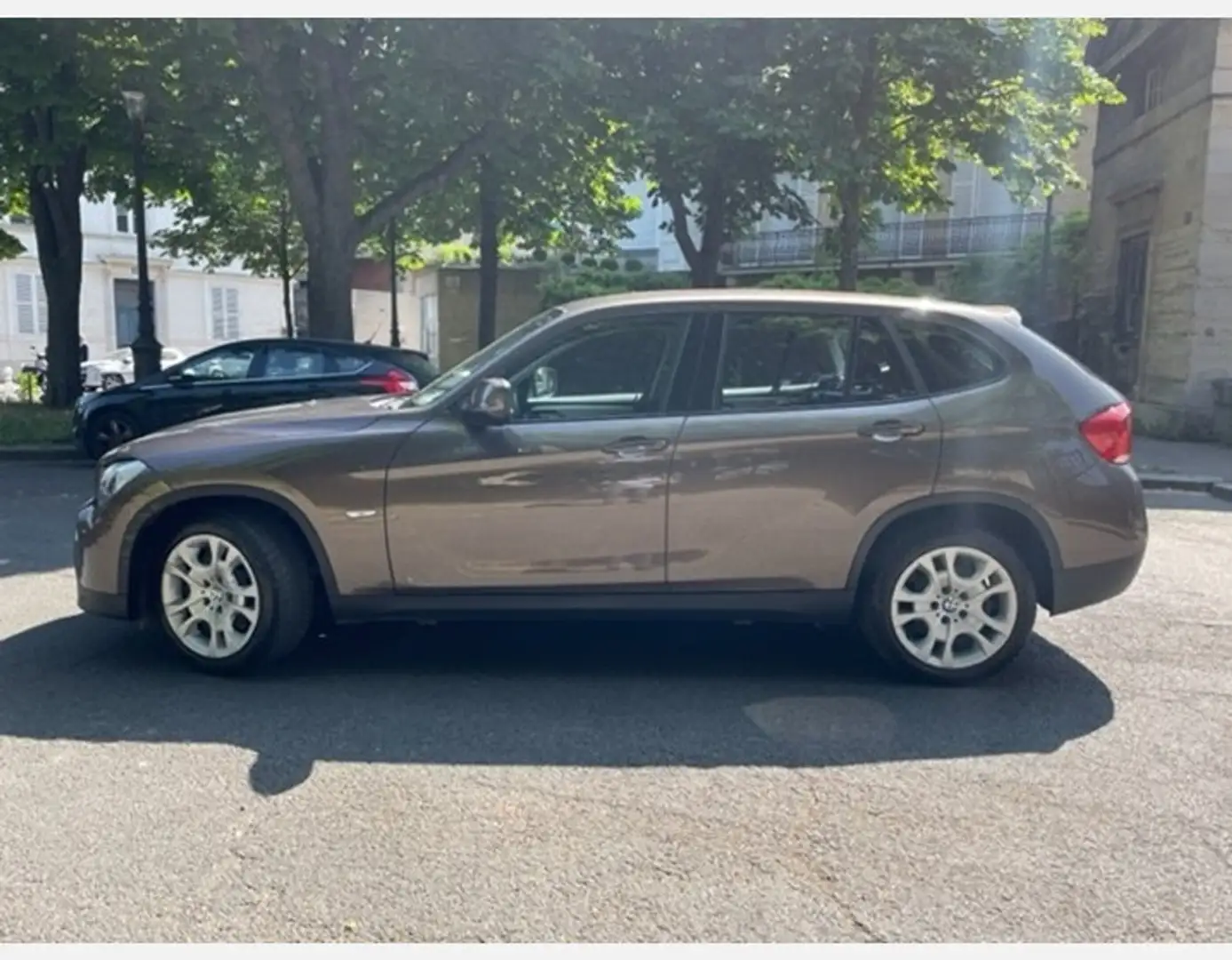 BMW X1 (E84) SDRIVE18IA 150CH BUSINESS Brun - 2