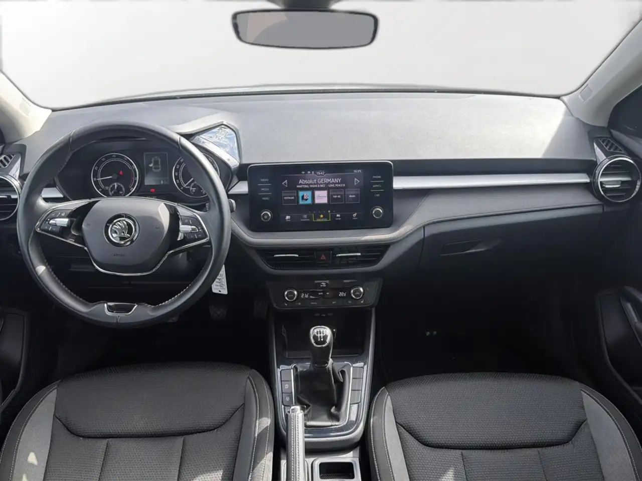 Skoda Fabia 1.0 MPI Carplay AHK LED PDC DAB+, миниатюра 10