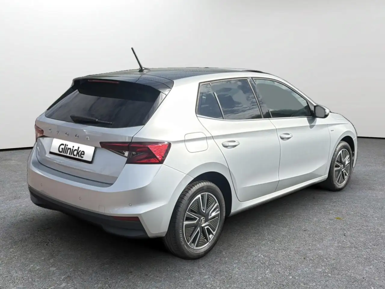 Skoda Fabia 1.0 MPI Carplay AHK LED PDC DAB+, миниатюра 4