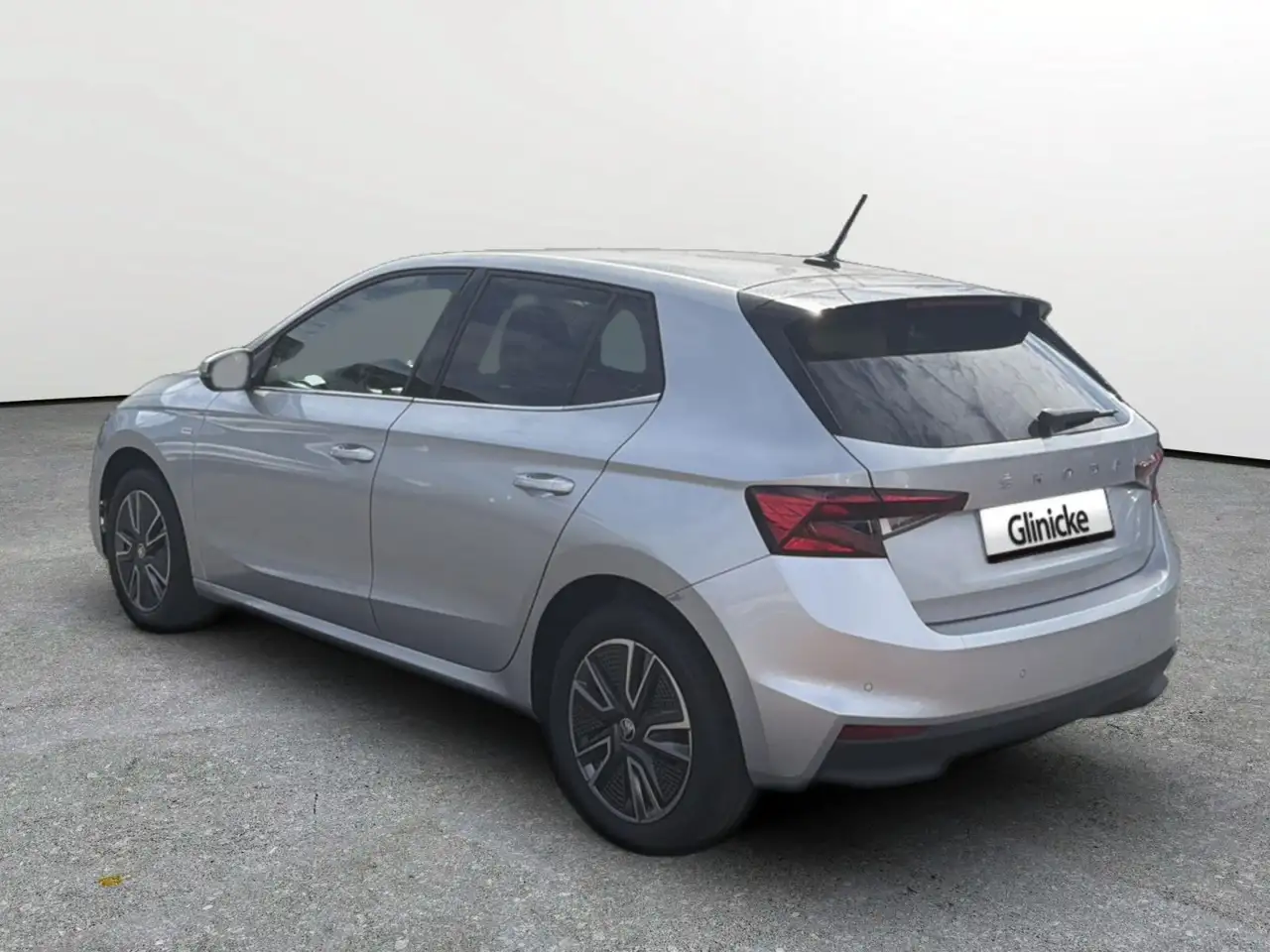 Skoda Fabia 1.0 MPI Carplay AHK LED PDC DAB+, миниатюра 2