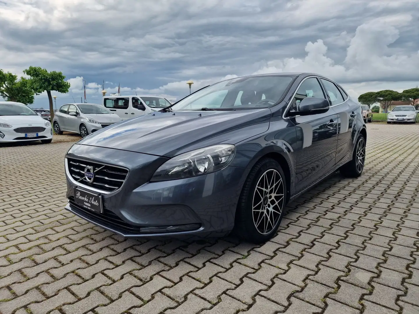Volvo V40 V40 D2 Momentum - 2