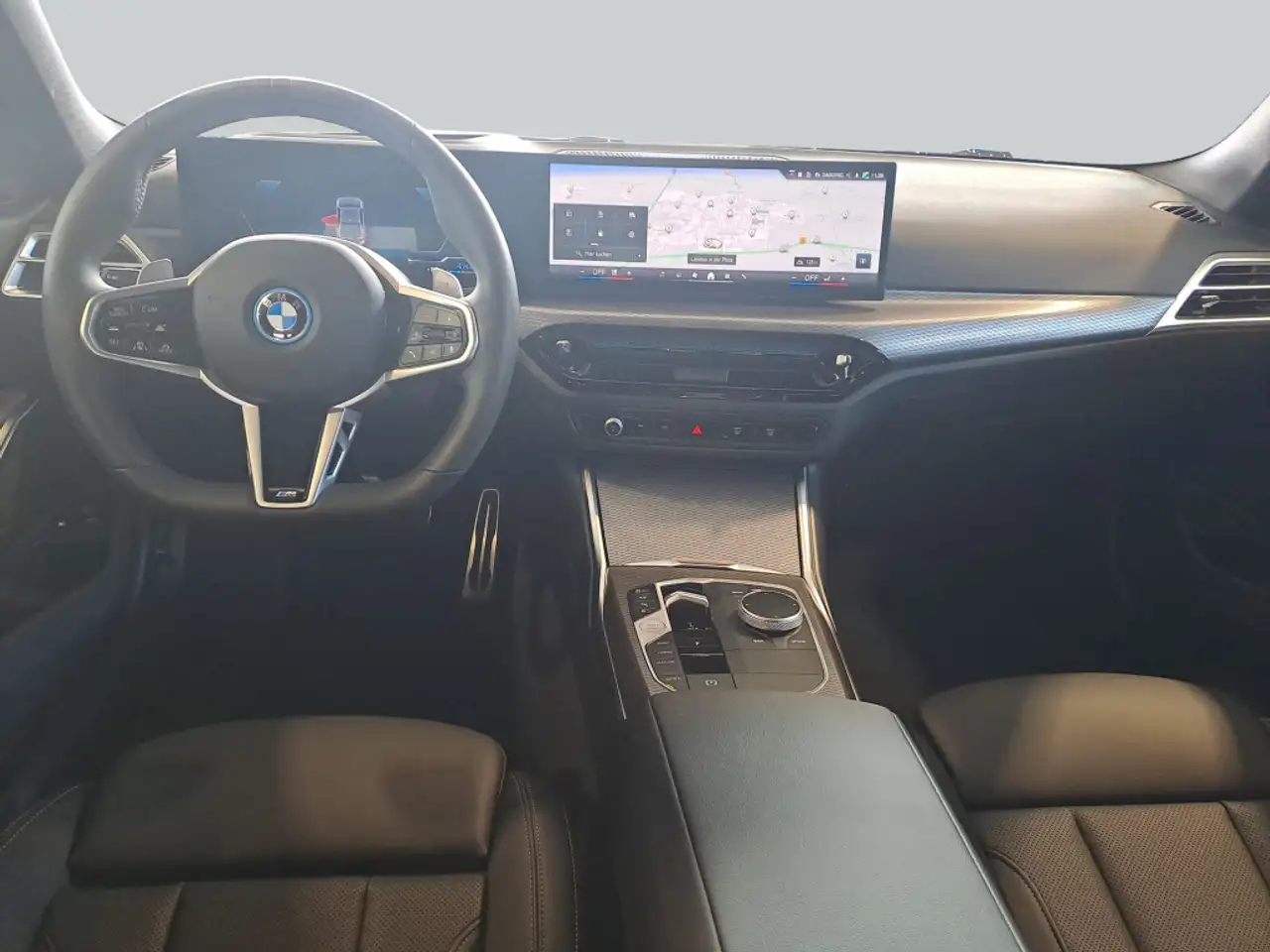 BMW 330 e xDrive Aut. 15