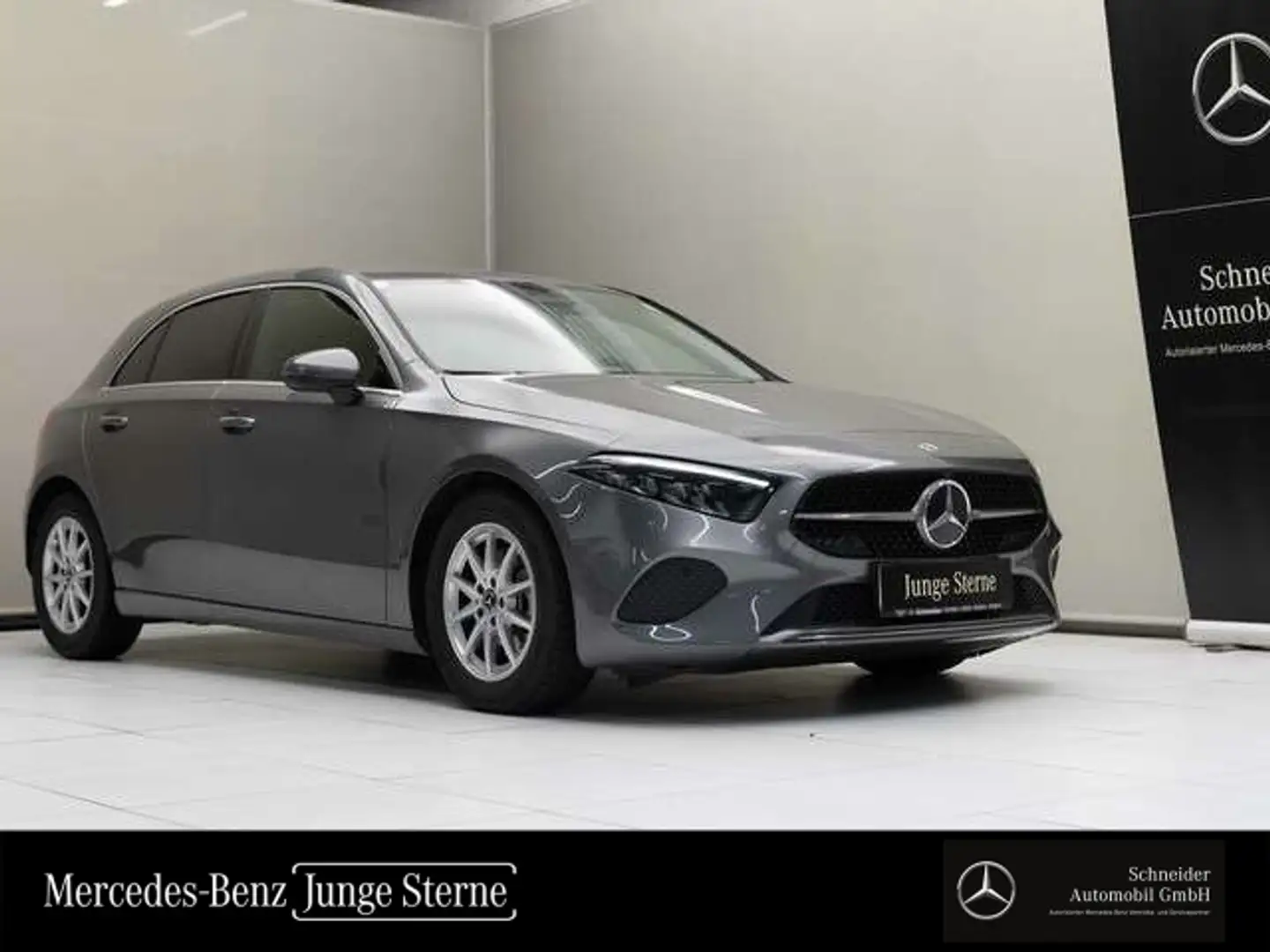 Mercedes-Benz A 180 d Kompaktlimousine Progressive SpurW LM Grau - 1