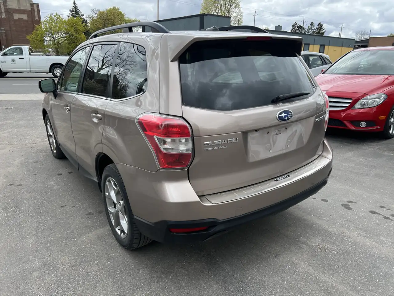 Subaru Forester снимка Subaru Forester