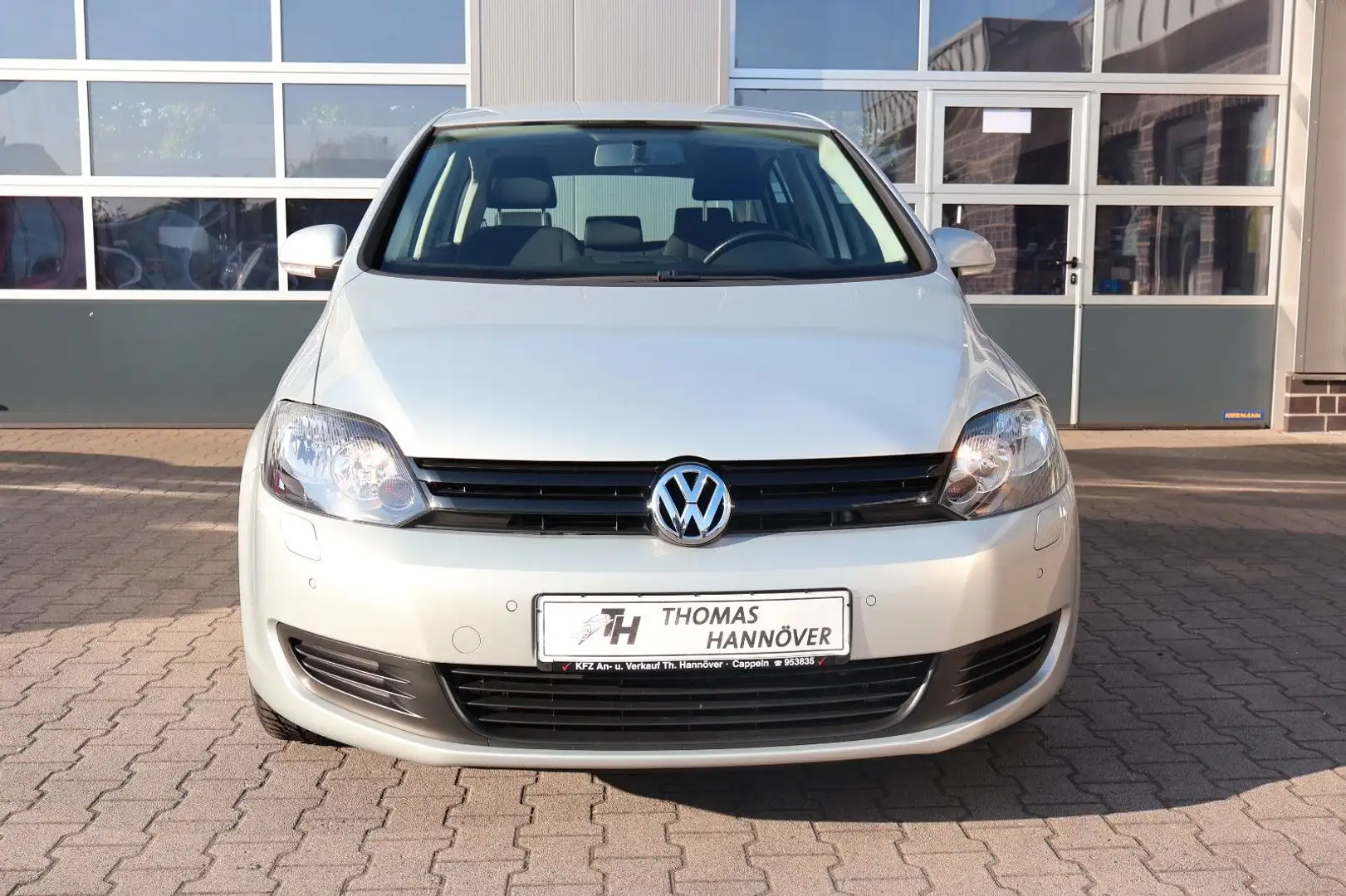 Volkswagen Golf Plus VI Trendline Allwetterreifen/AHK Silber - 2