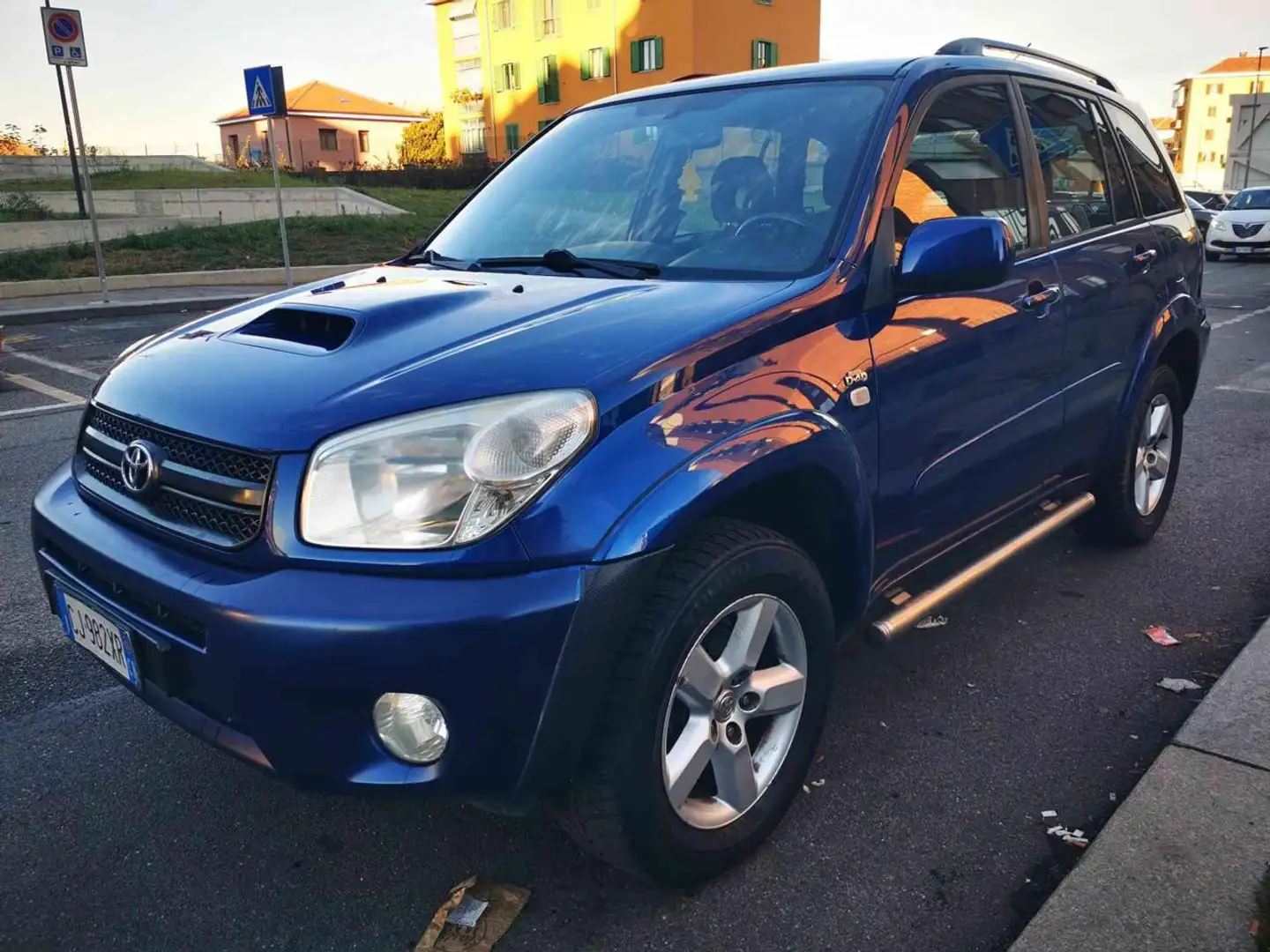 Toyota RAV 4 MY23 RAV4 2.0 Tdi D-4D cat 5 porte Sol Niebieski - 1