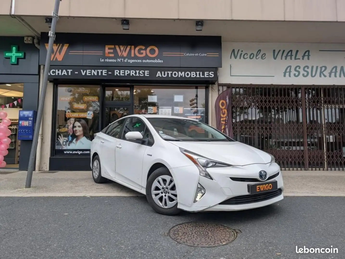 Toyota Prius 1.8 122H 100 HYBRID FULL-HYBRID BLACK EDITION BVA Weiß - 1