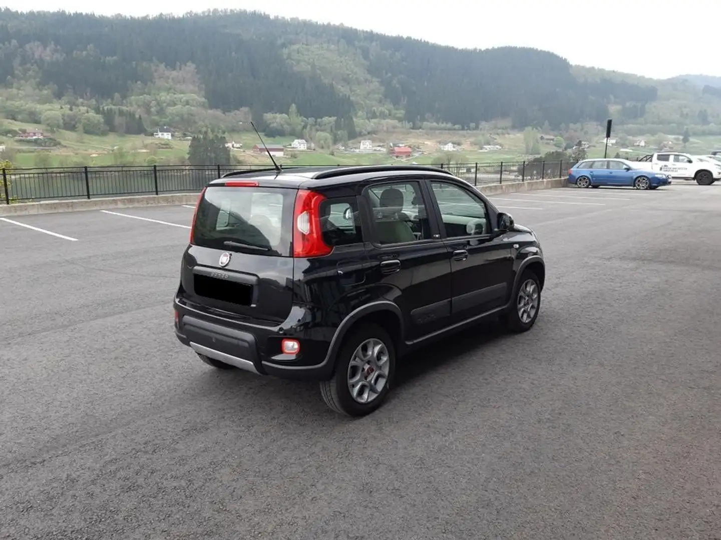 Fiat Maxi Panda 1.3 mjt 16v Adventure 4x4 Negru - 1