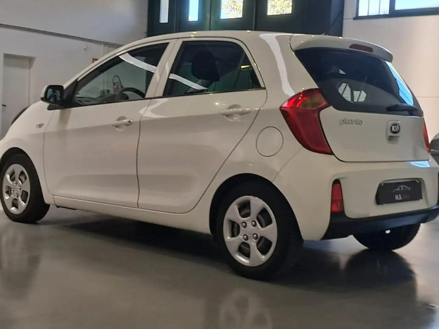 Kia Picanto 1.0 Active 66cv 5p Blanc - 2