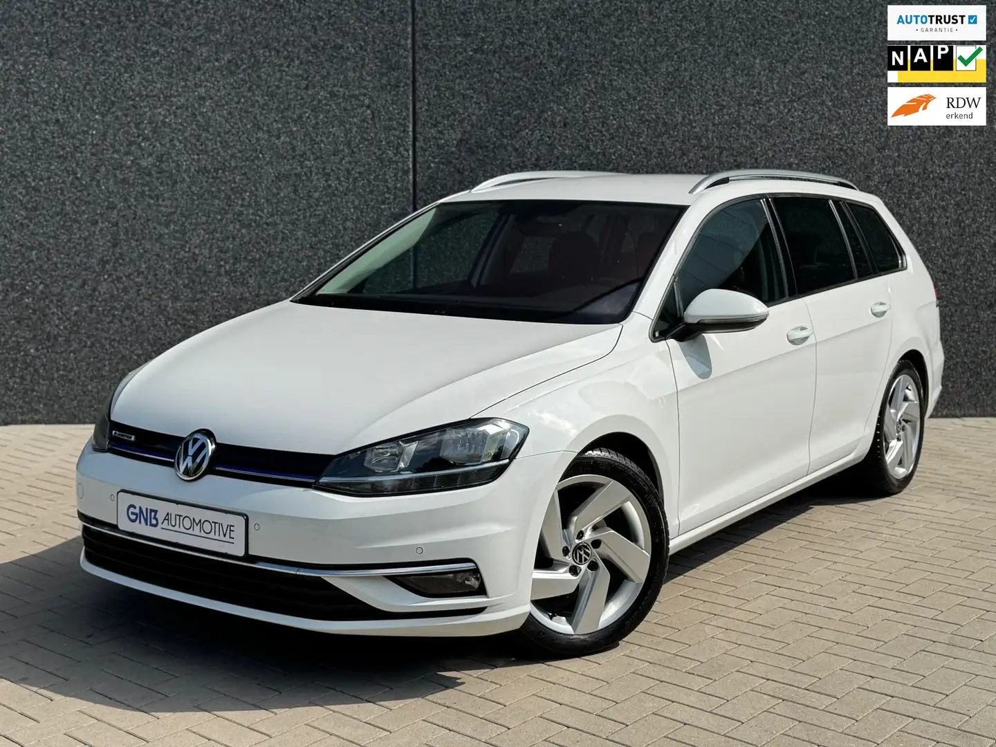 Volkswagen Golf Variant 1.5 TSI | DSG | ACC | Virtual cockpit | Carplay | Blanc - 1