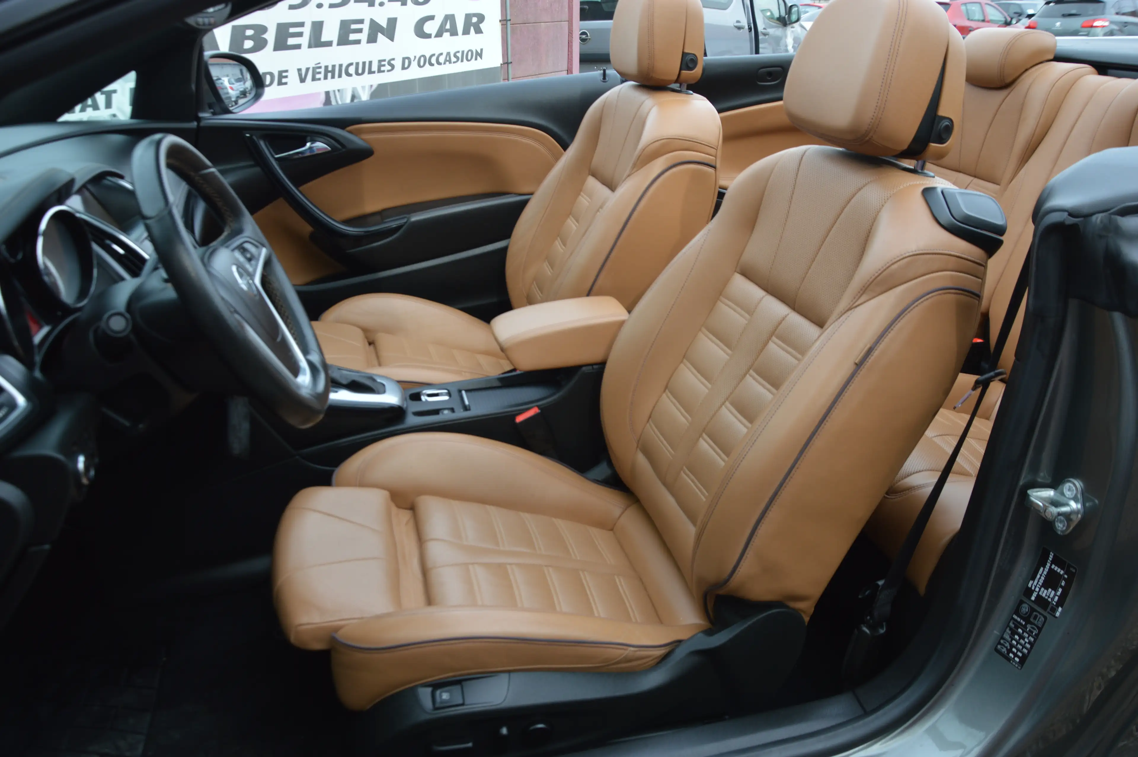 Opel Cascada 1.6Turbo Cosmo BOITE AUT FULL OPTION 28.721KM — photo 8