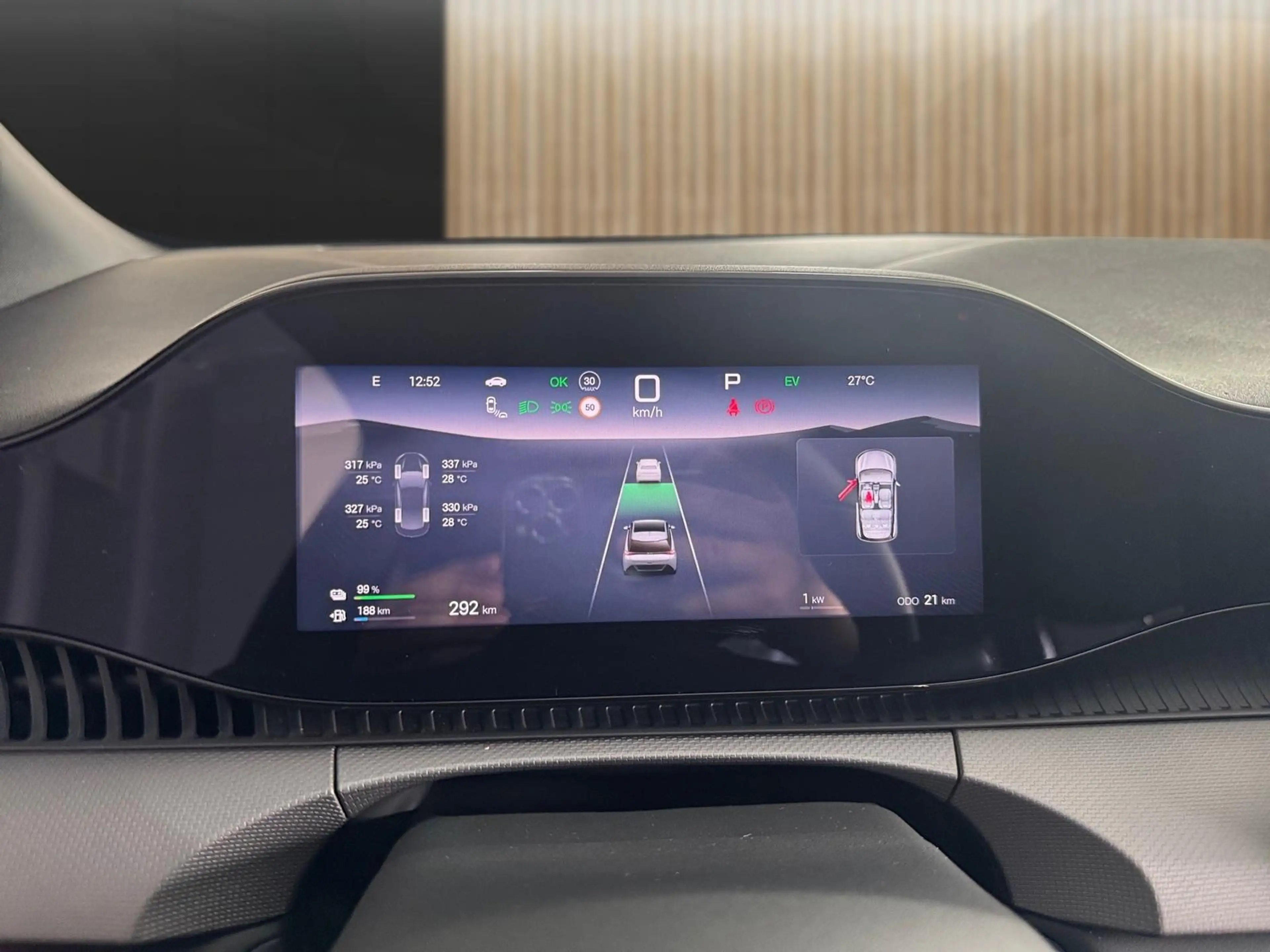 BYD Dolphin G 1.5 PHEV DM-i 156 kW Boost — photo 9