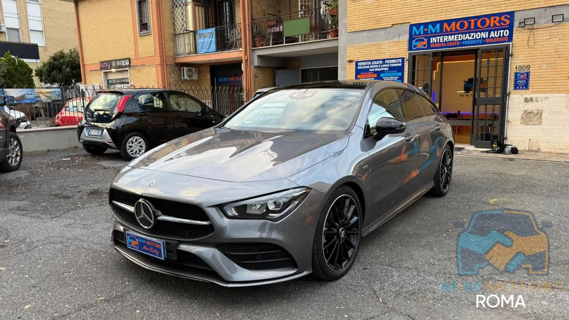 Mercedes-Benz CLA 220 d Automatic Shooting Brake Premium Edition Grigio - 1