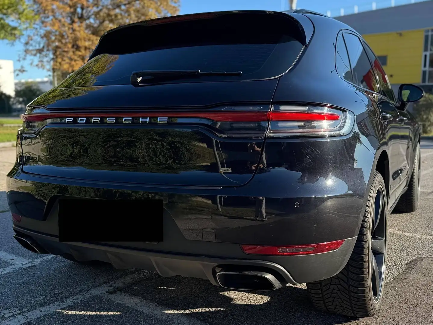Porsche Macan II Facelift, Porsche serviciert, unfallfrei Schwarz - 2