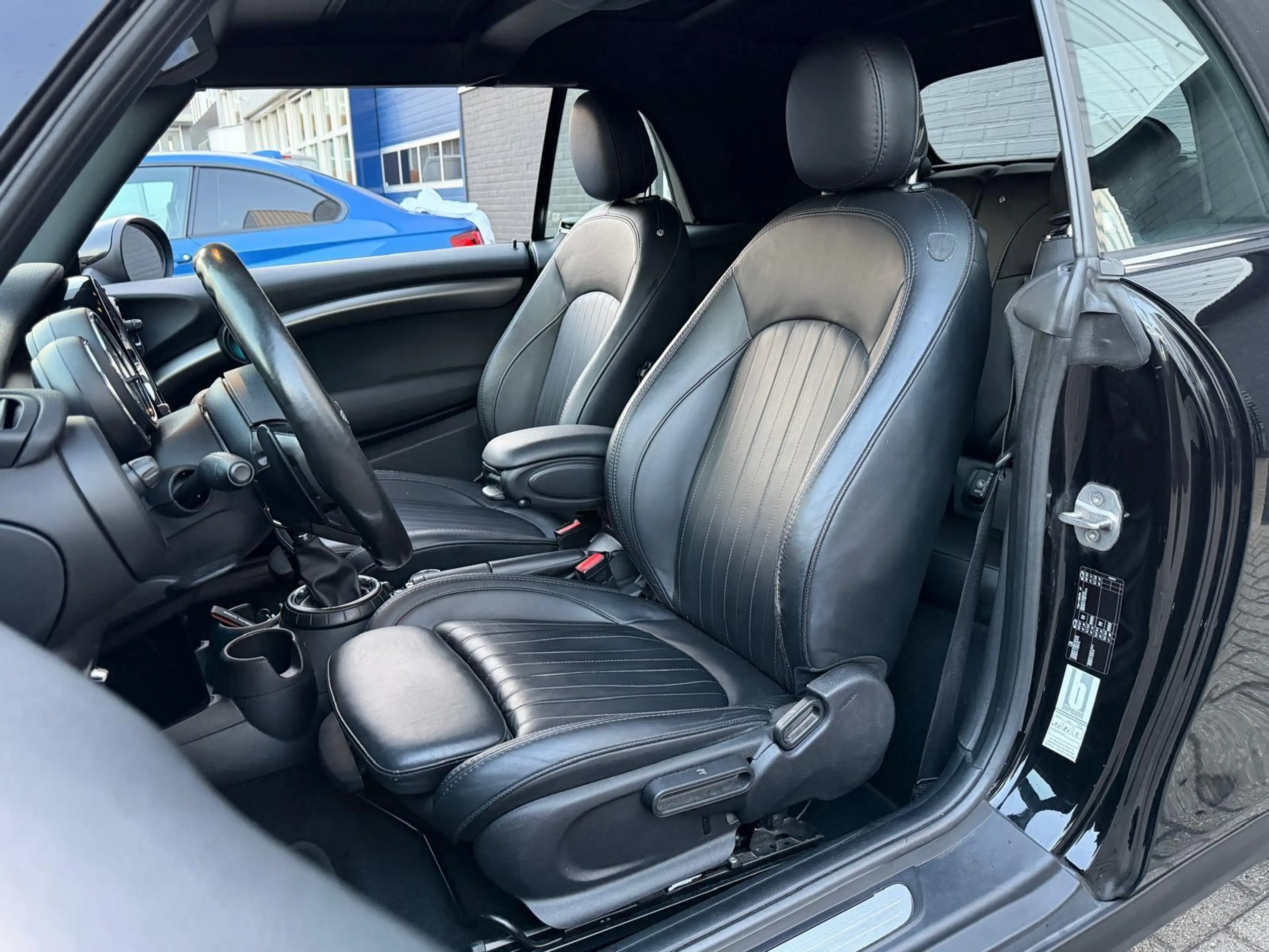 MINI Cooper S Cabrio 2.0 Chili | LEDER | Stoelverwarming | — photo 4