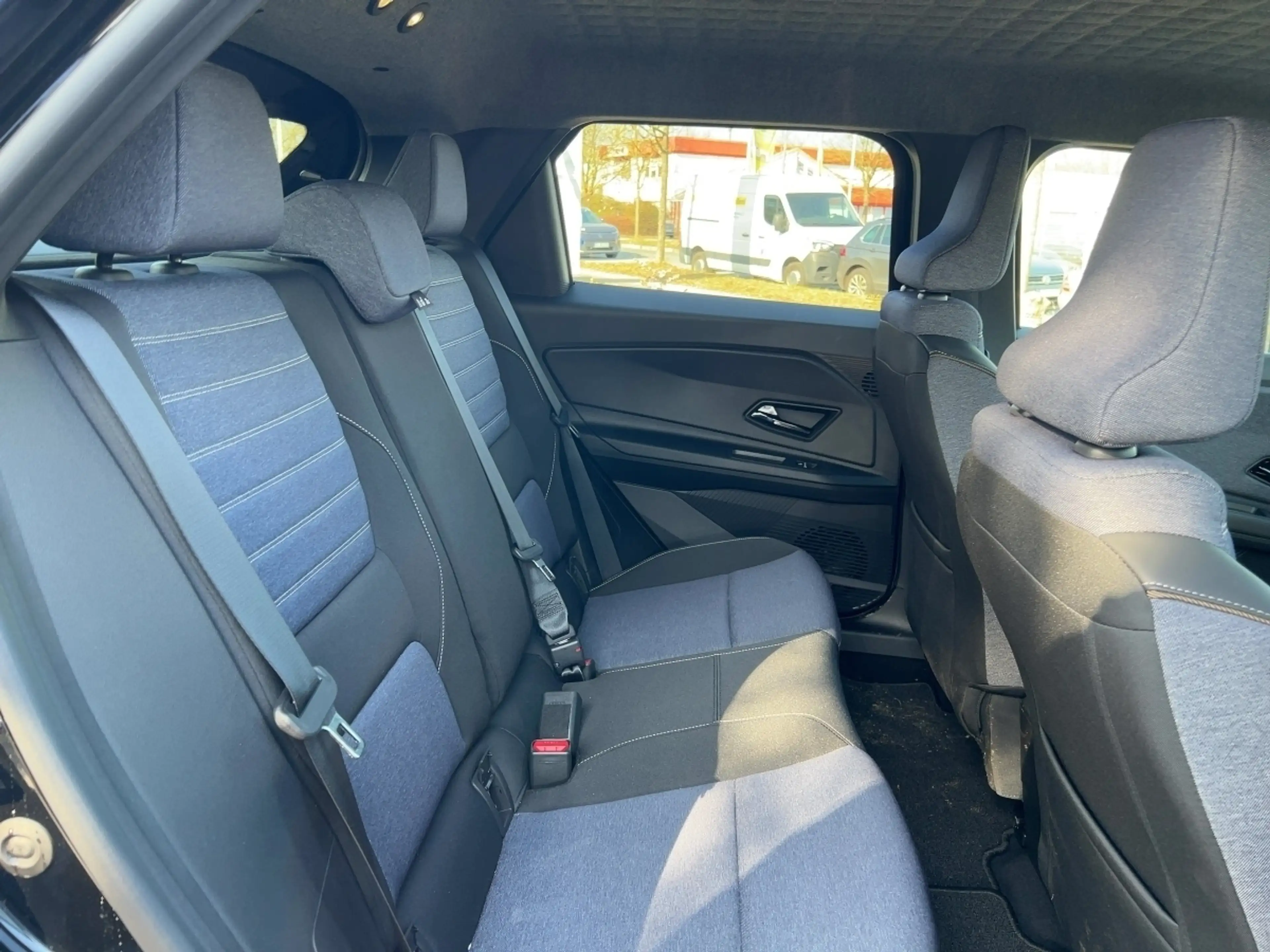Renault R 5 E-Tech Techno 150 Comfort Range — photo 12