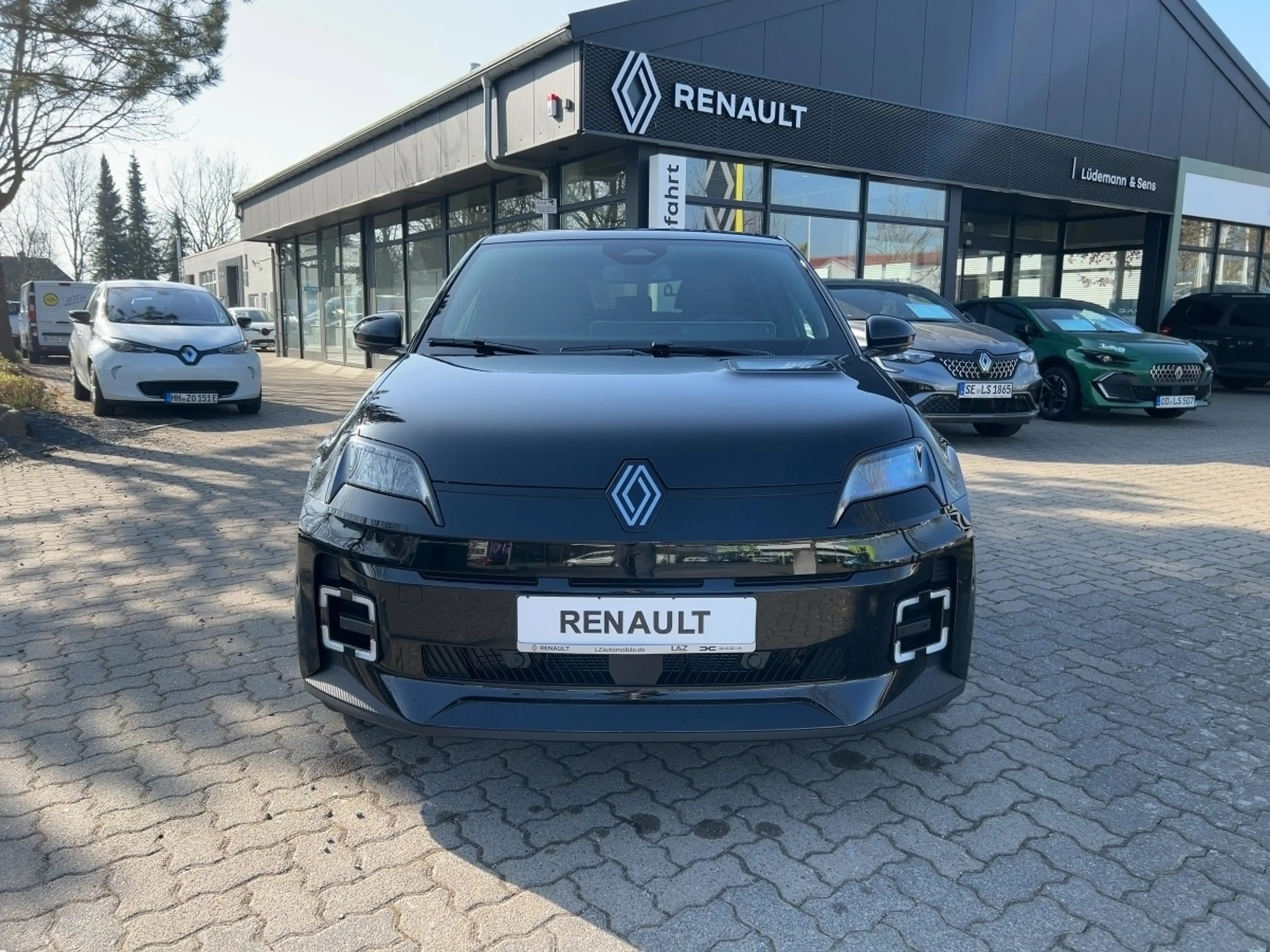 Renault R 5 E-Tech Techno 150 Comfort Range — photo 6