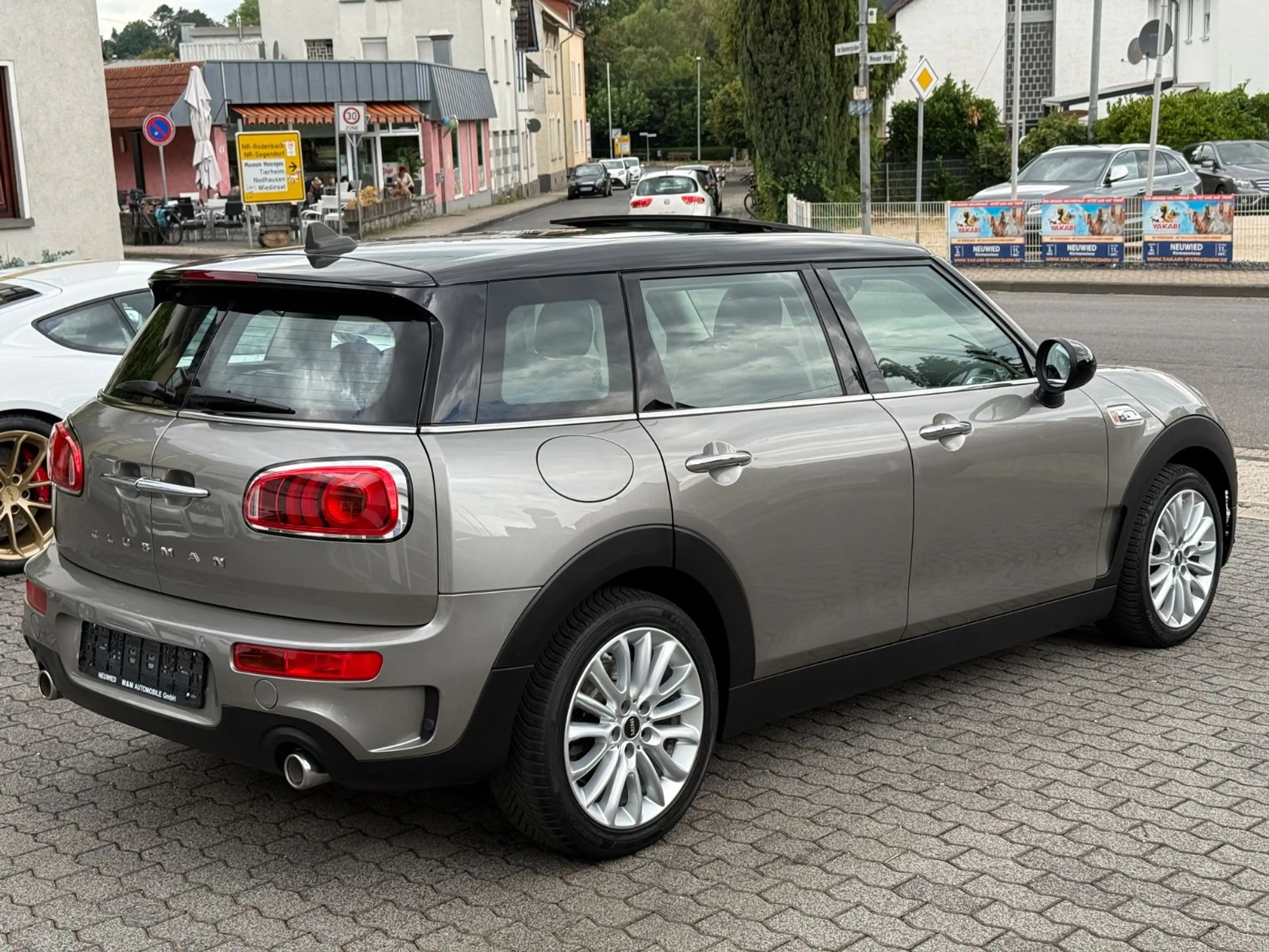 MINI Cooper S Clubman COOPER S Clubman Automatik LED Pano AHK HUD ACC — photo 12