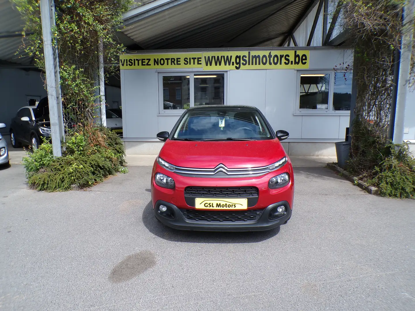 Citroen C3 1.2i 83cv rouge 09/18 39.741km Airco GPS Capteurs Rood - 2