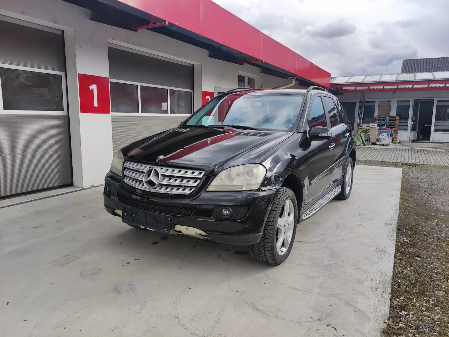 Mercedes-Benz ML 320 Französische Zulassung Nero - 2