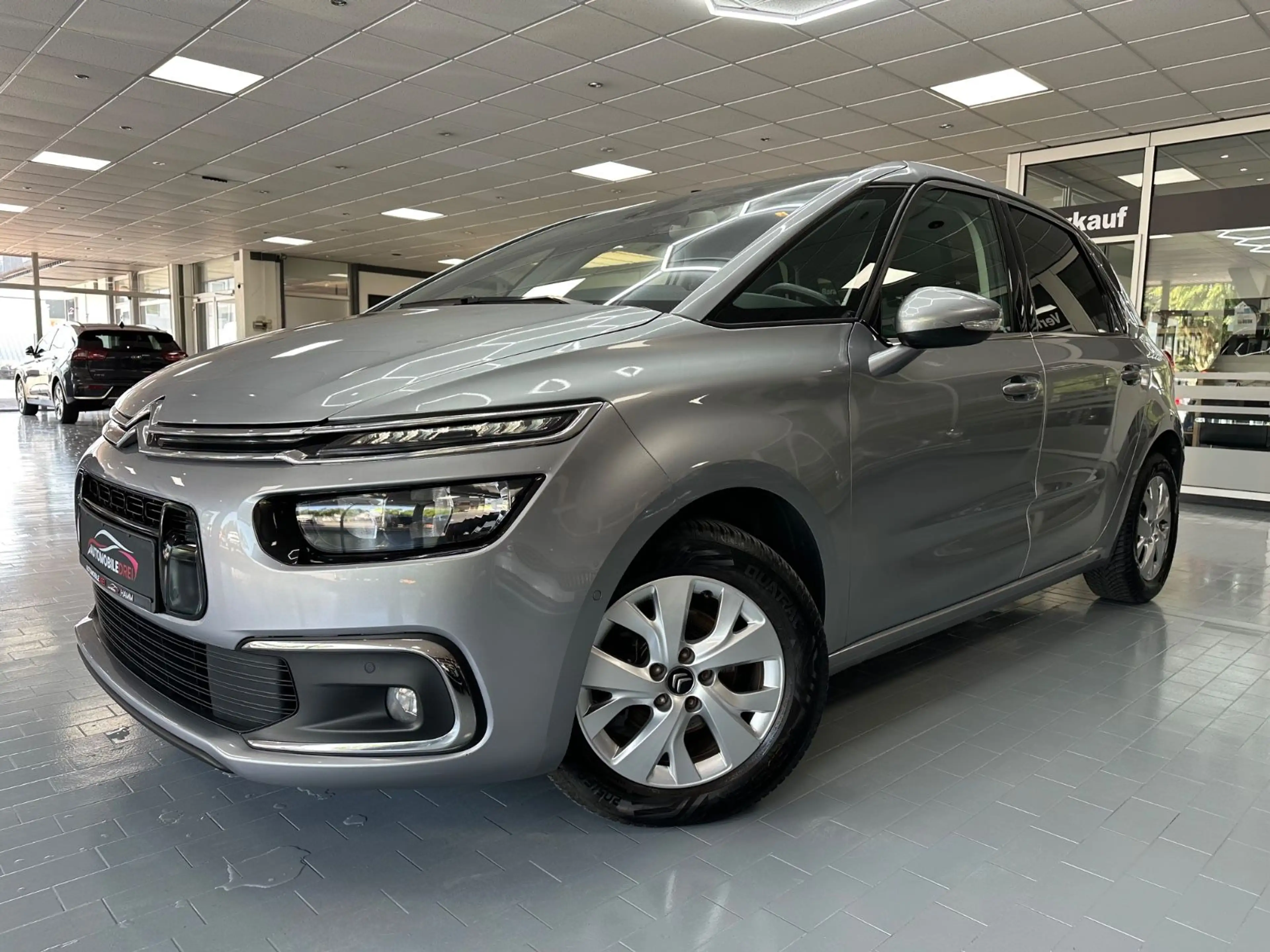 Citroen C4 Picasso /Spacetourer Selection