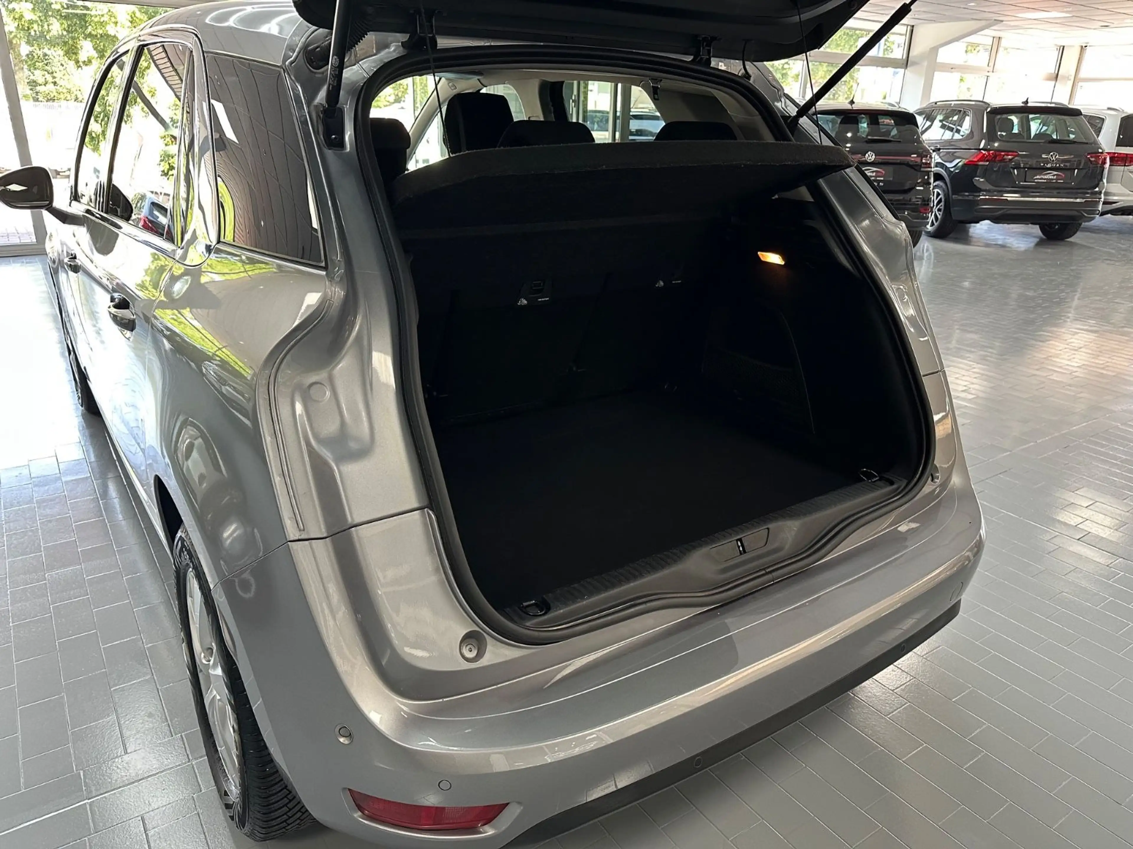 Citroen C4 Picasso /Spacetourer Selection — photo 12
