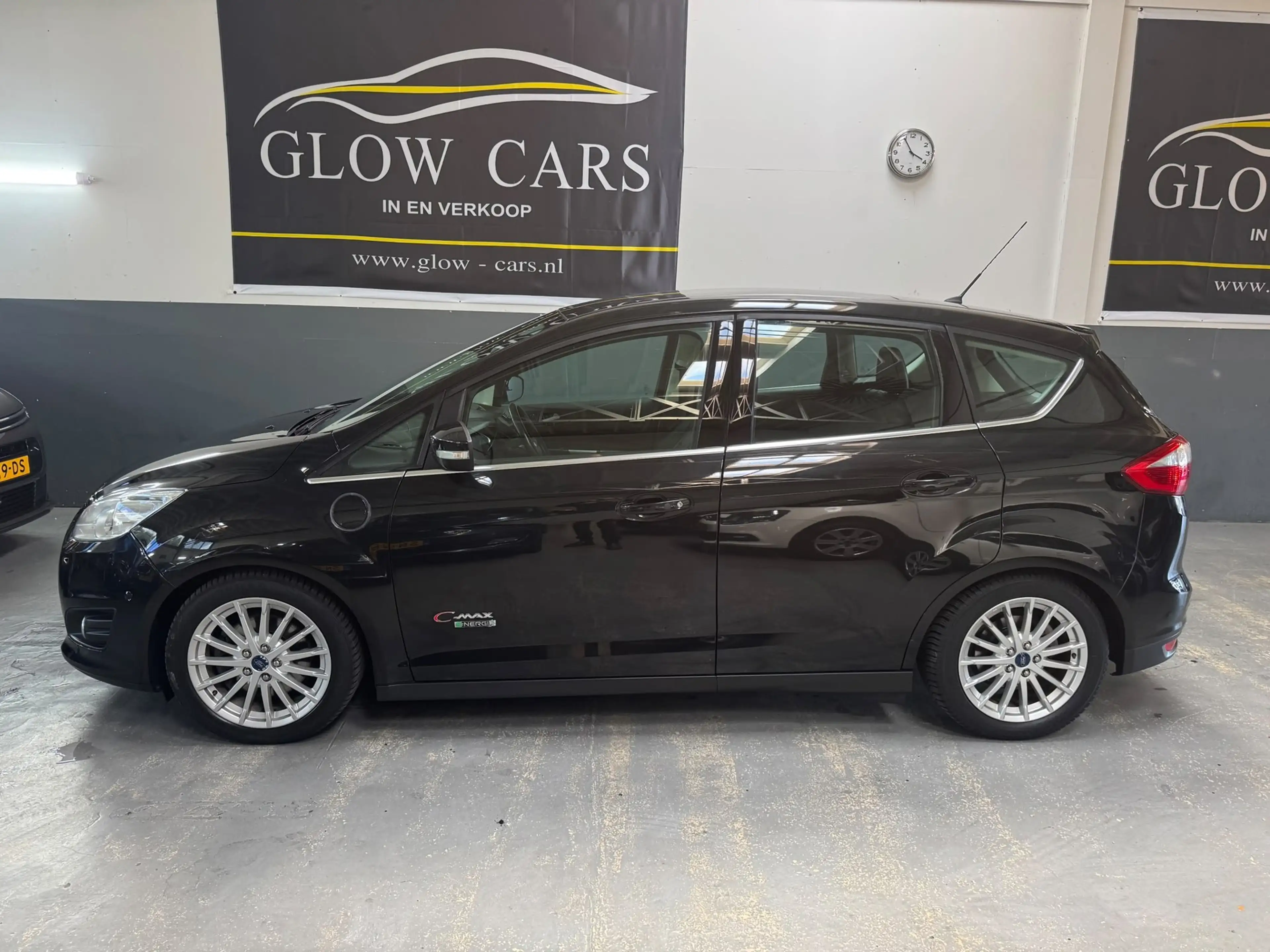 Ford C-Max 2.0 Plug-in Hybrid Titanium Plus |AUT|CAMERA|PANO| — photo 8