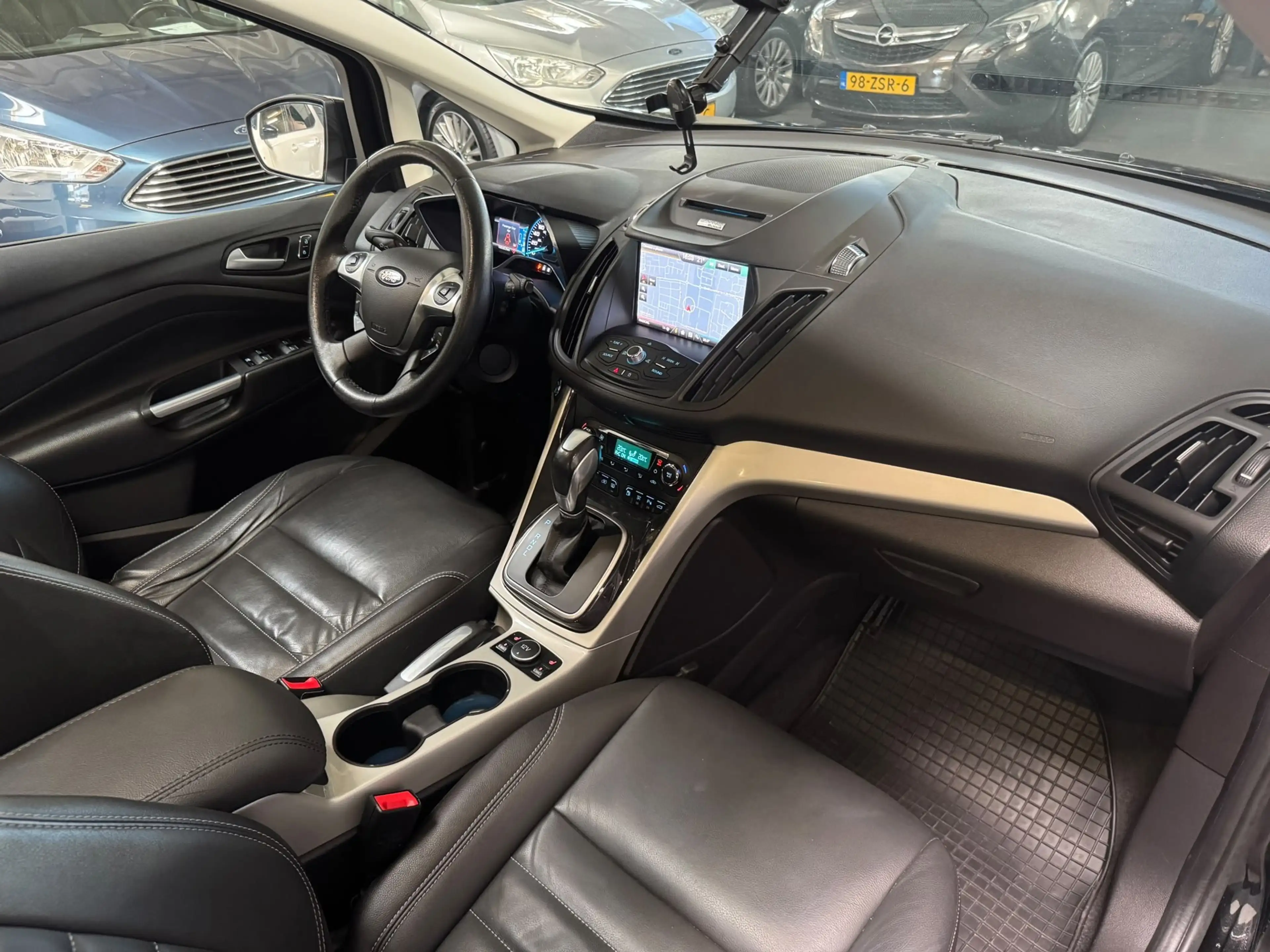 Ford C-Max 2.0 Plug-in Hybrid Titanium Plus |AUT|CAMERA|PANO| — photo 15