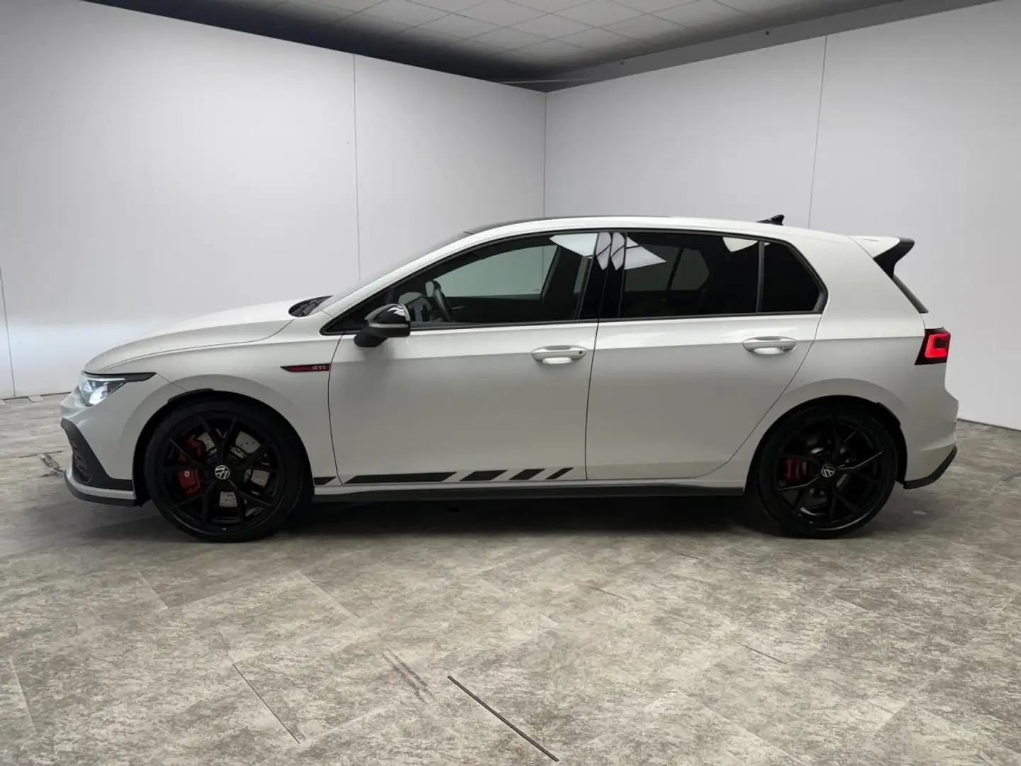 Volkswagen Golf VIII GTI Clubsport 2.0 TSI DSG HUD+Panorama Klima Weiß - 2