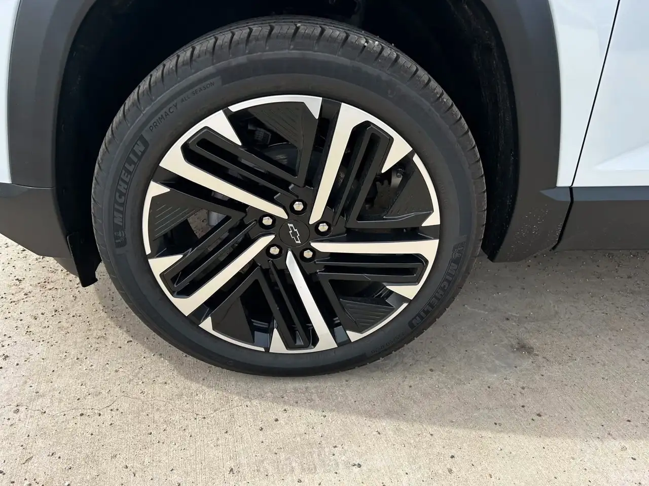 Chevrolet Equinox снимка Chevrolet Equinox