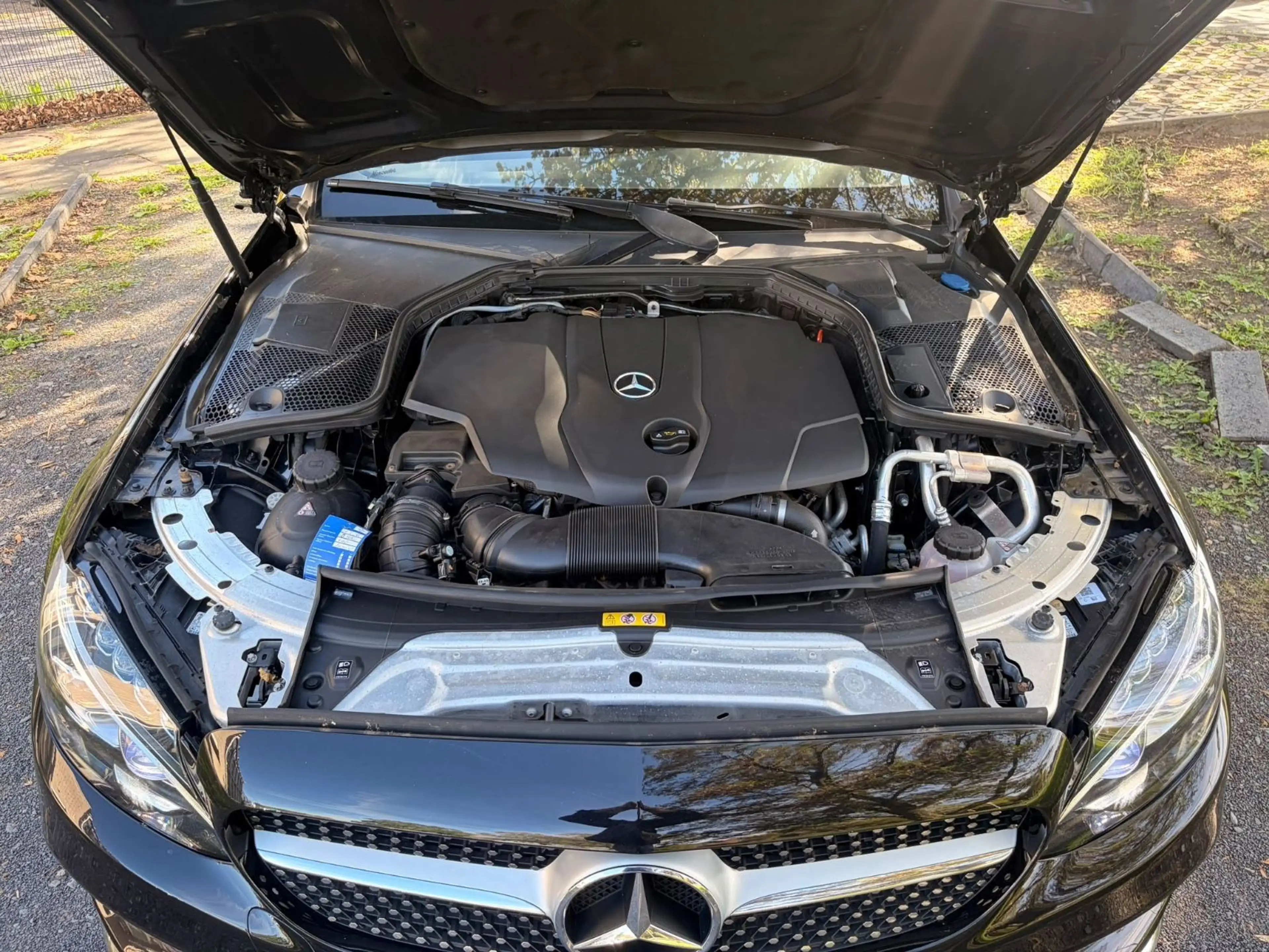 Mercedes-Benz C 220 d Cabrio  AMG Line *60.000km* EU6* Auto. — photo 23