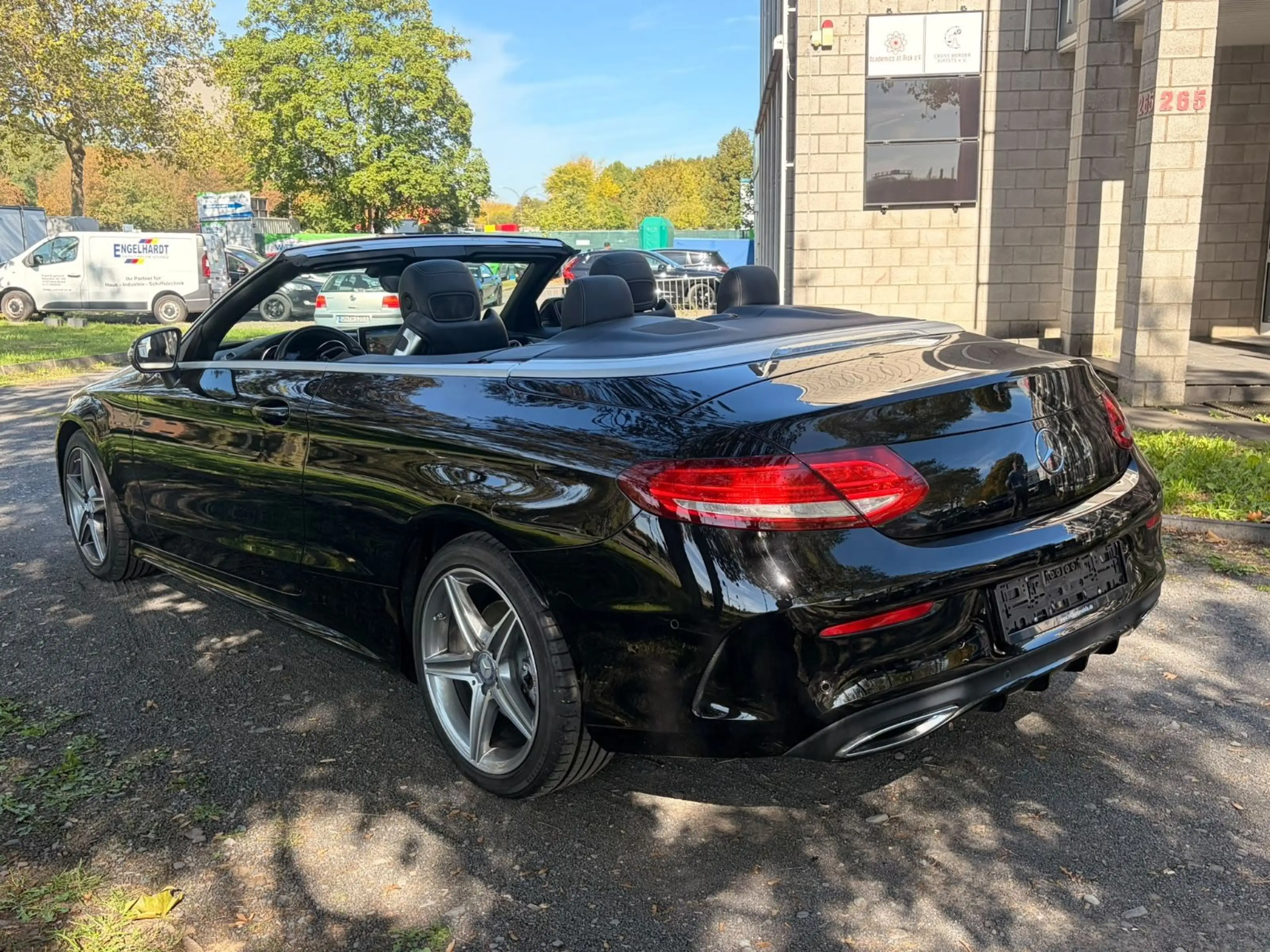Mercedes-Benz C 220 d Cabrio  AMG Line *60.000km* EU6* Auto. — photo 5