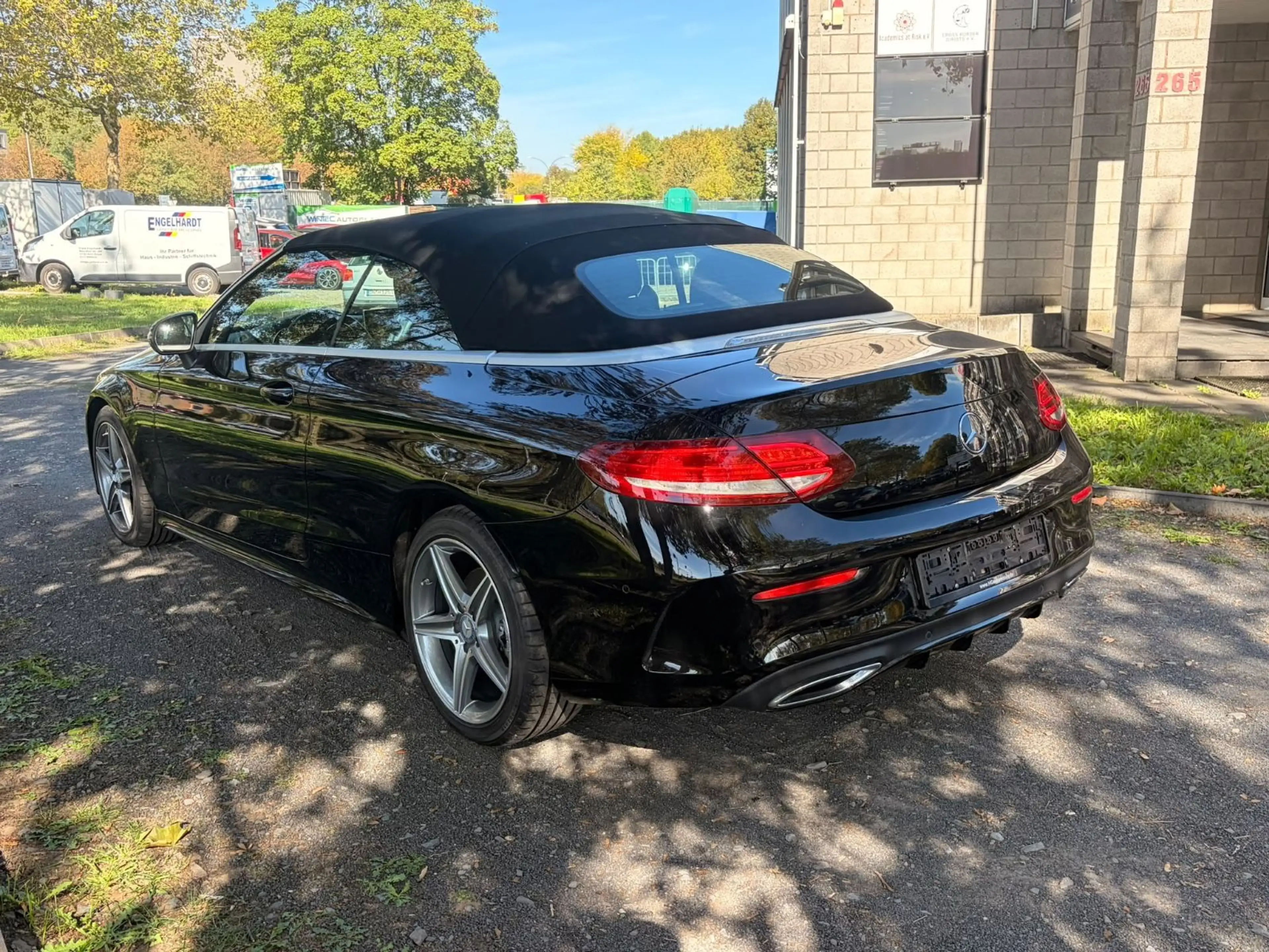 Mercedes-Benz C 220 d Cabrio  AMG Line *60.000km* EU6* Auto. — photo 9