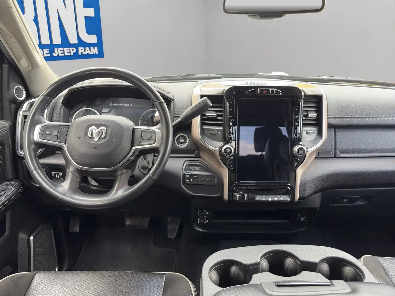 RAM 3500 снимка RAM 3500