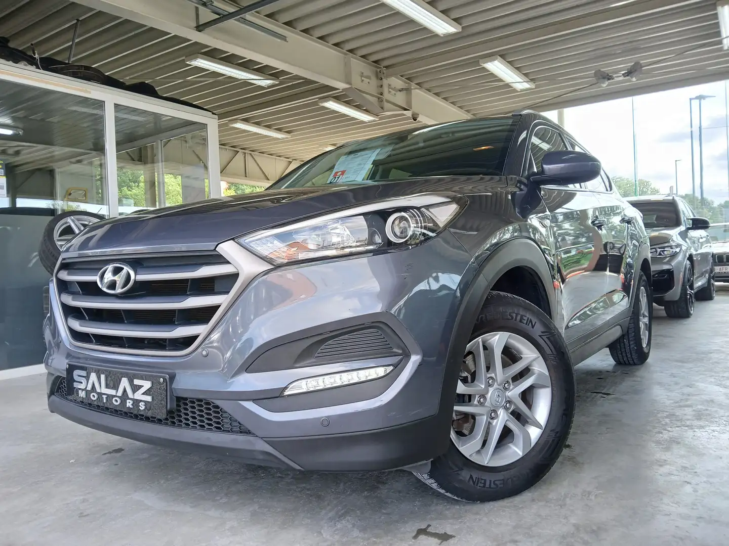 Hyundai TUCSON 1.6 GDi 2WD / SUPERBE ETAT A VOIR ABSOLUMENT Gris - 2