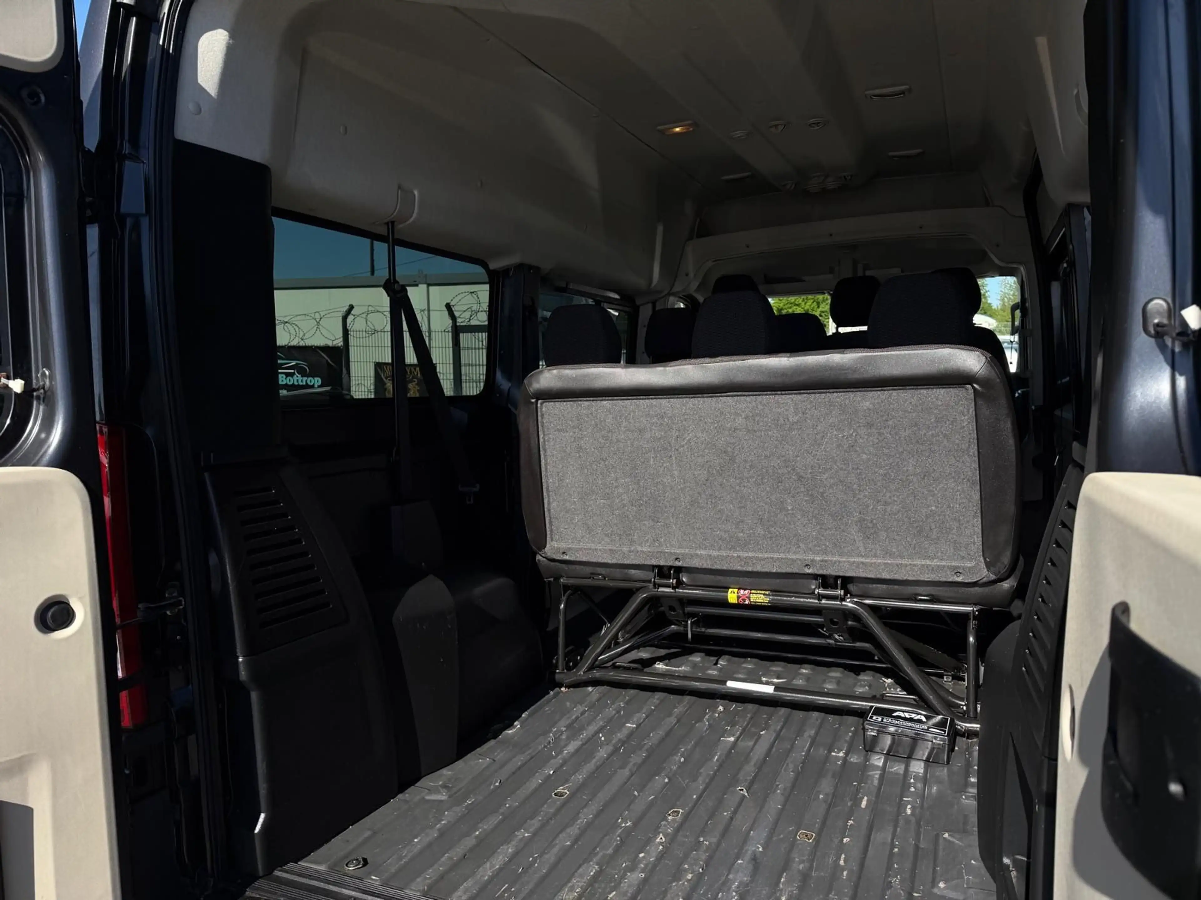 Citroen Jumper Kombi 35 L2H2 Live Heavy HDi 150 9 Sitze — photo 12