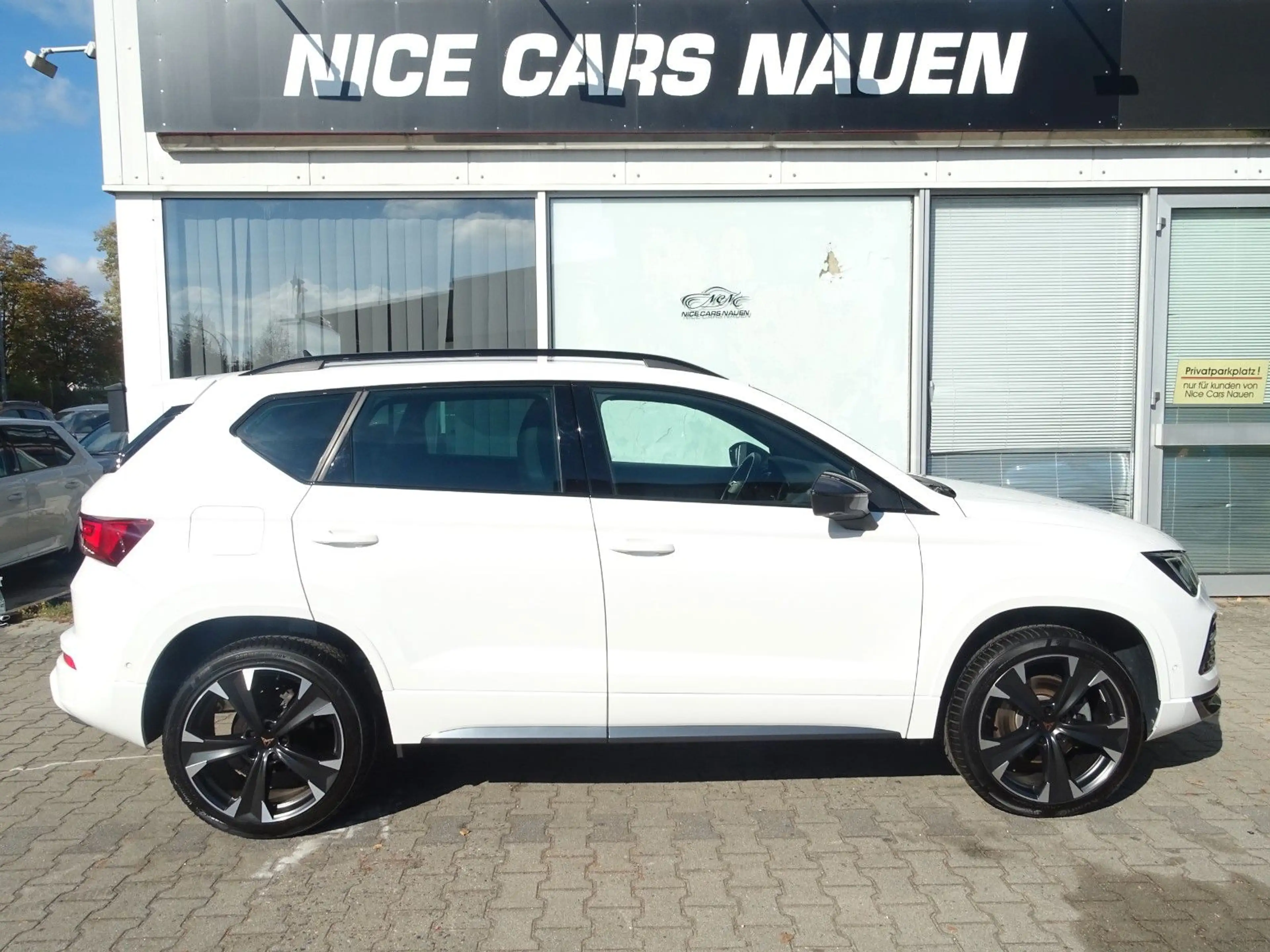 CUPRA Ateca Basis *AHK*ACC*FRONT+LANE+SIDE ASS*NAVI* — photo 6
