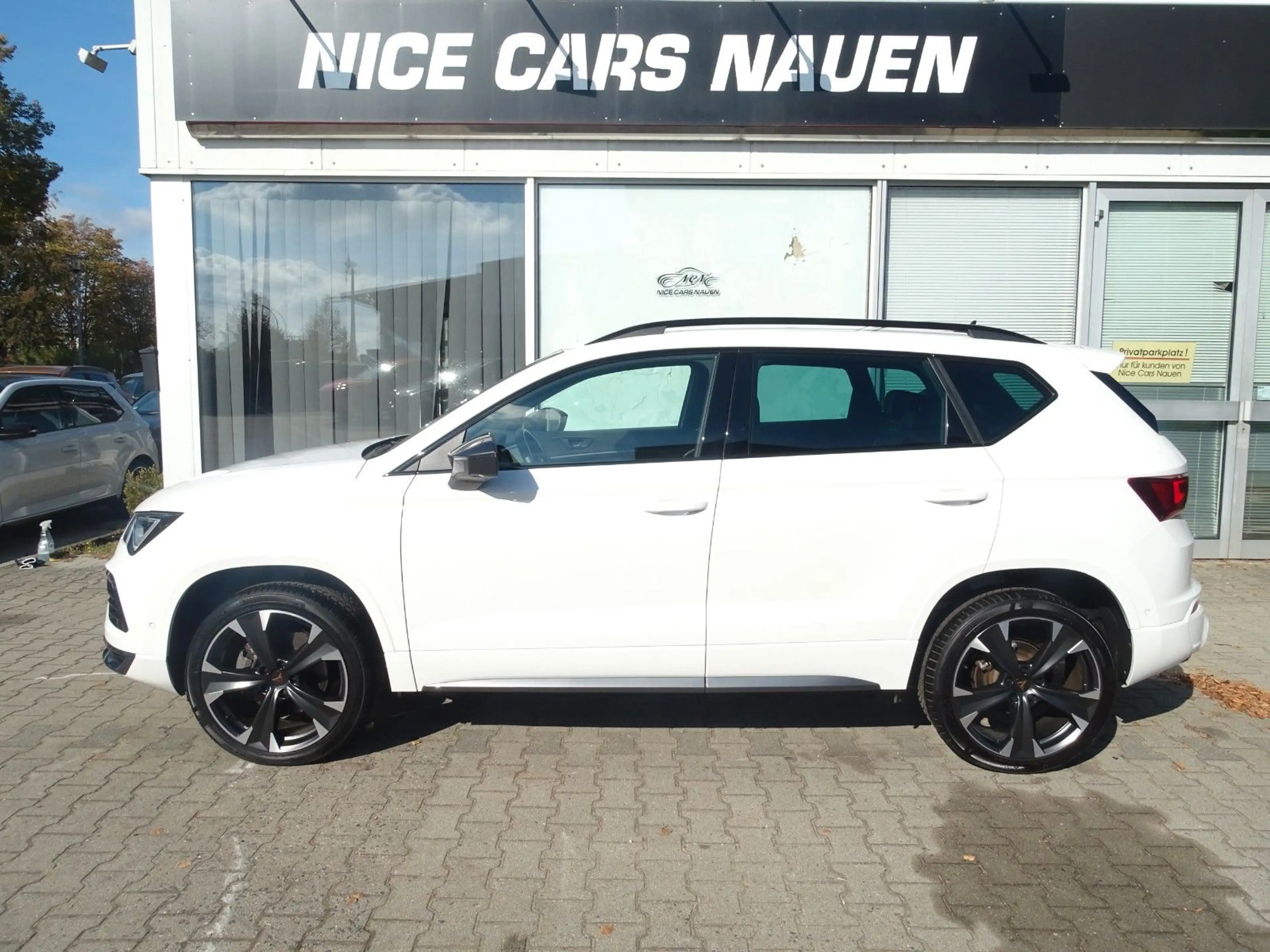 CUPRA Ateca Basis *AHK*ACC*FRONT+LANE+SIDE ASS*NAVI* — photo 2