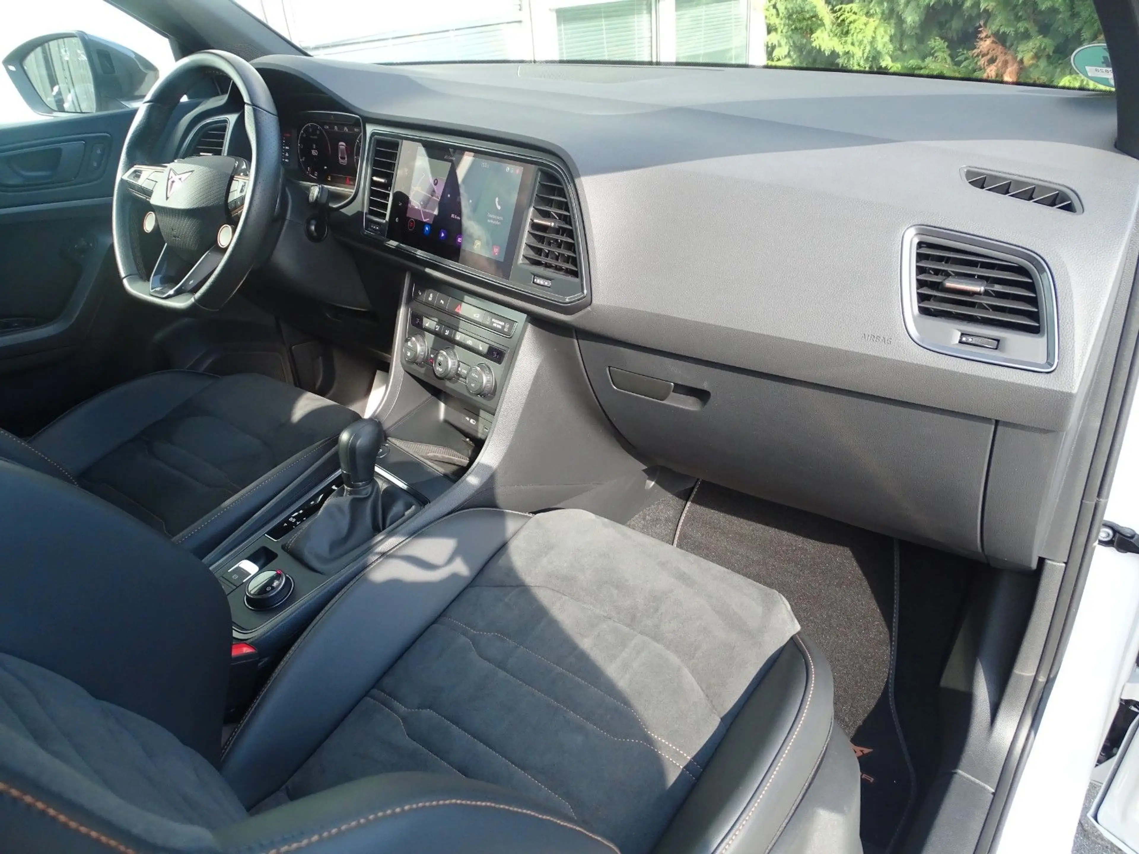 CUPRA Ateca Basis *AHK*ACC*FRONT+LANE+SIDE ASS*NAVI* — photo 15