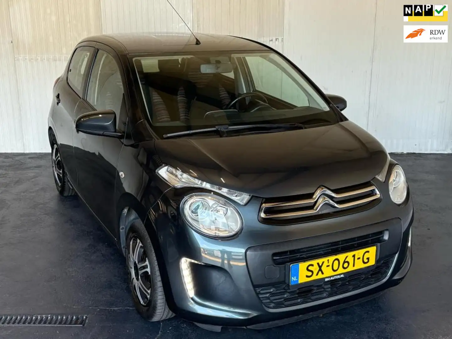 Citroen C1 1.0 e-VTi Feel Grijs - 1