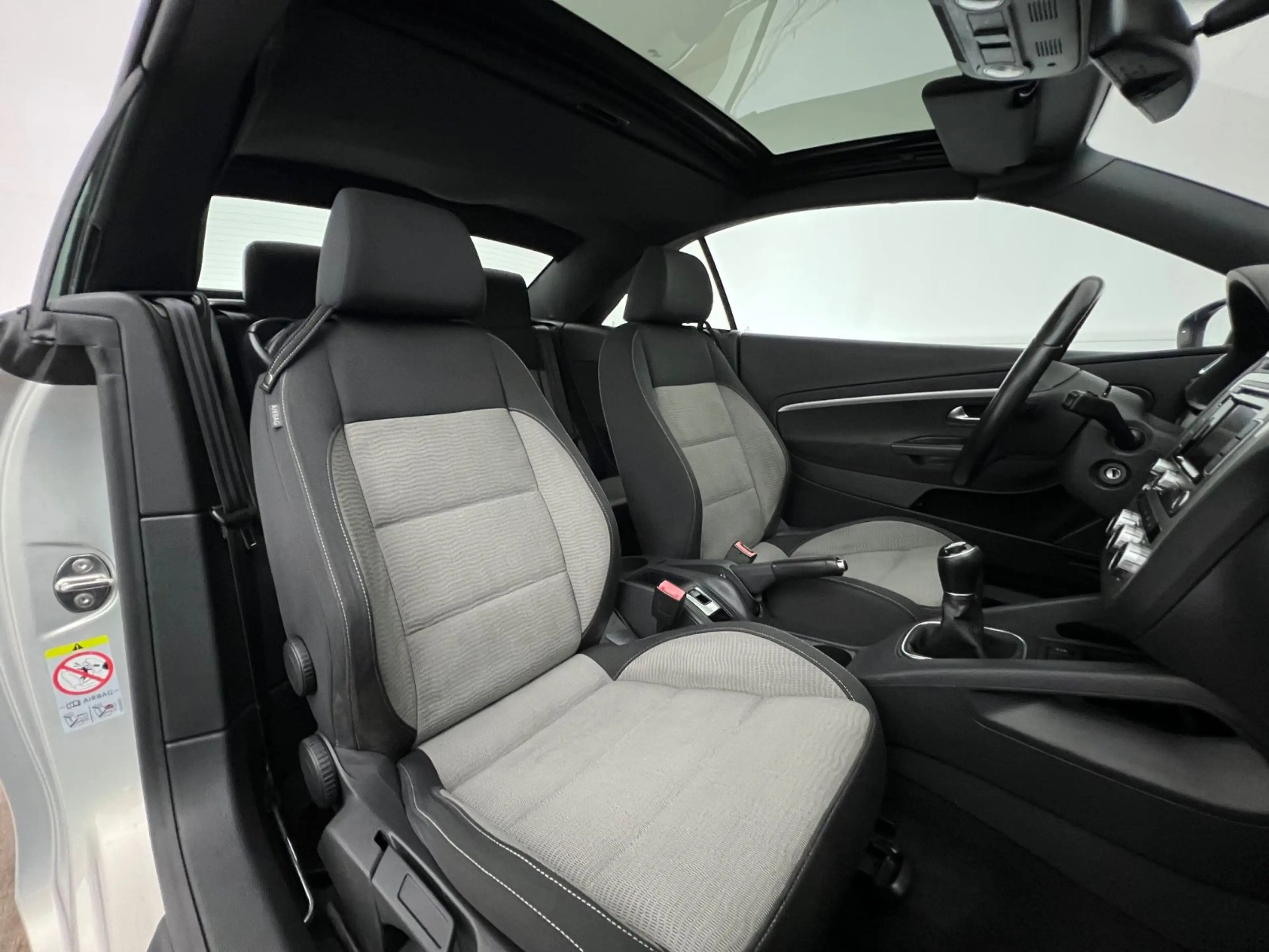 Volkswagen Eos 2.0 TDI / NUR 105.tKM / CABRIO / PANO / — photo 6