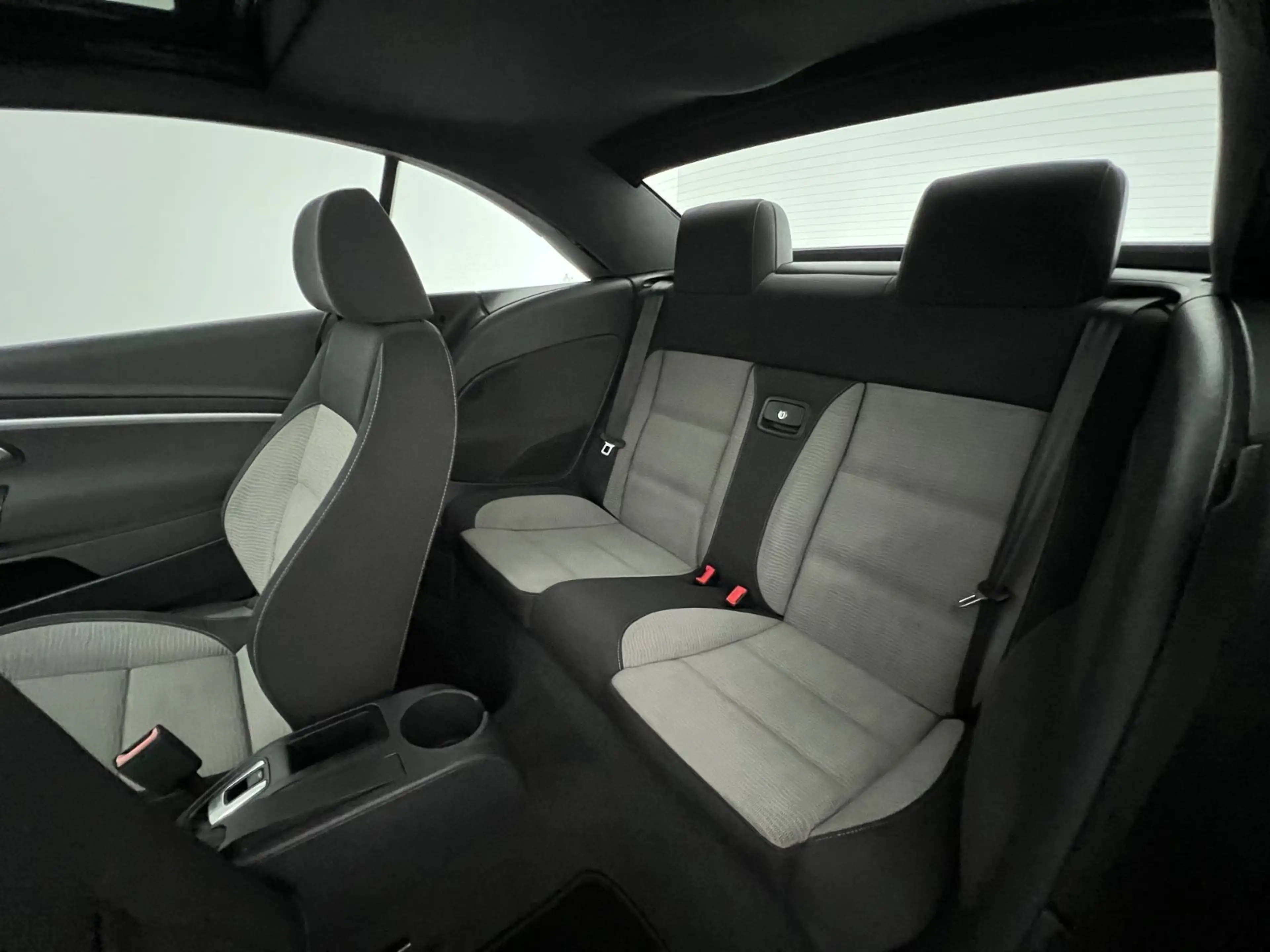 Volkswagen Eos 2.0 TDI / NUR 105.tKM / CABRIO / PANO / — photo 9