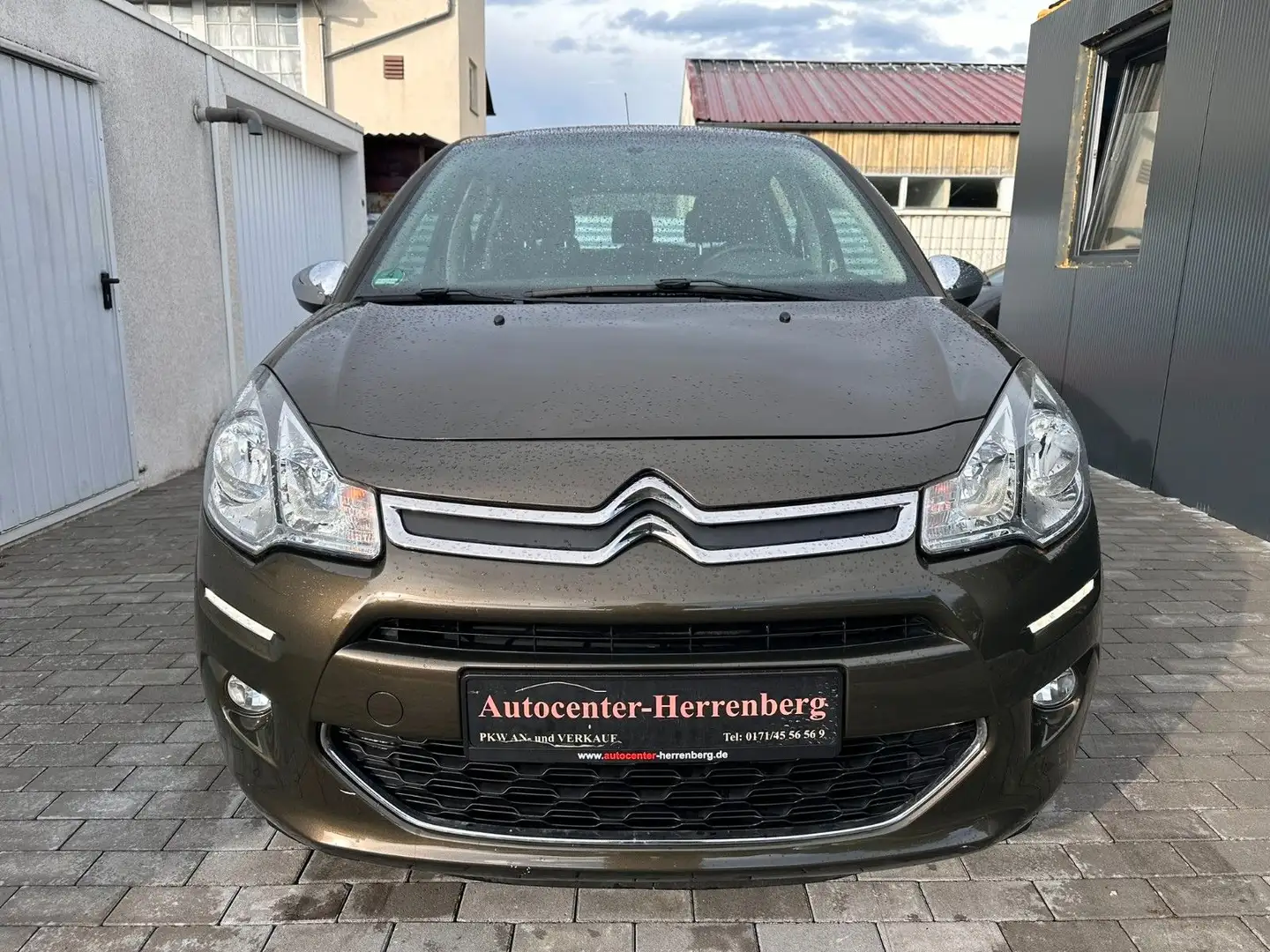 Citroen C3 Selection + 1. Hand * LED*Klima*Pano* Marrone - 2