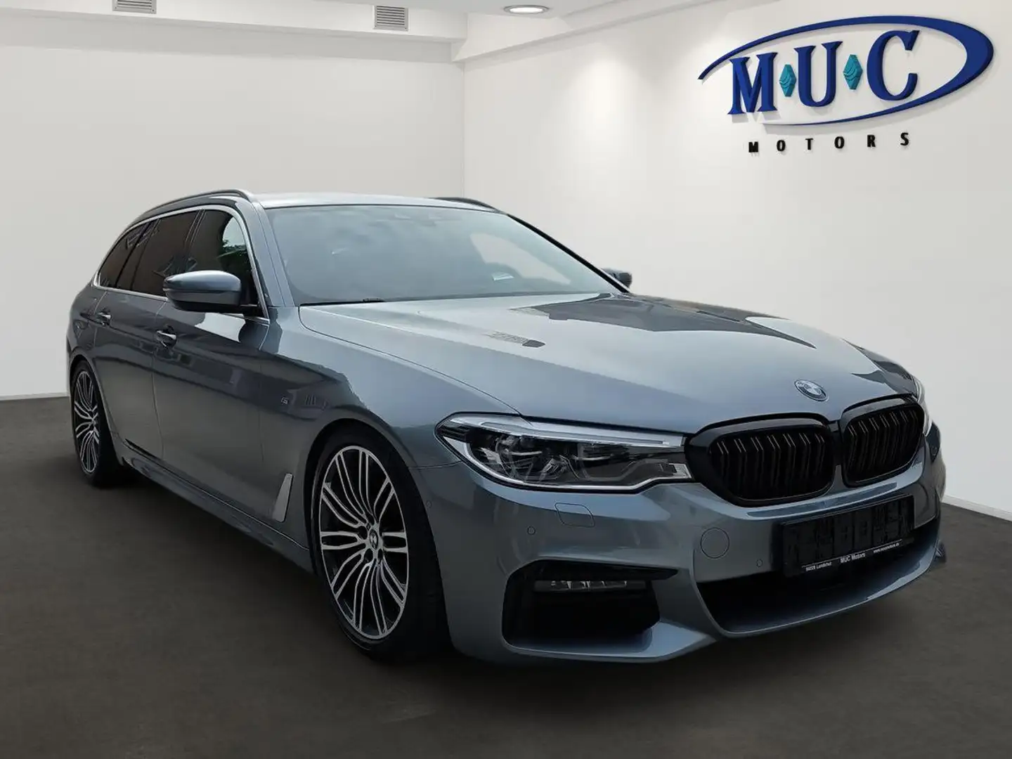 BMW 540 BMW 540d xDrive M Sport ~Pano~Standhei~Softclose Синий - 2