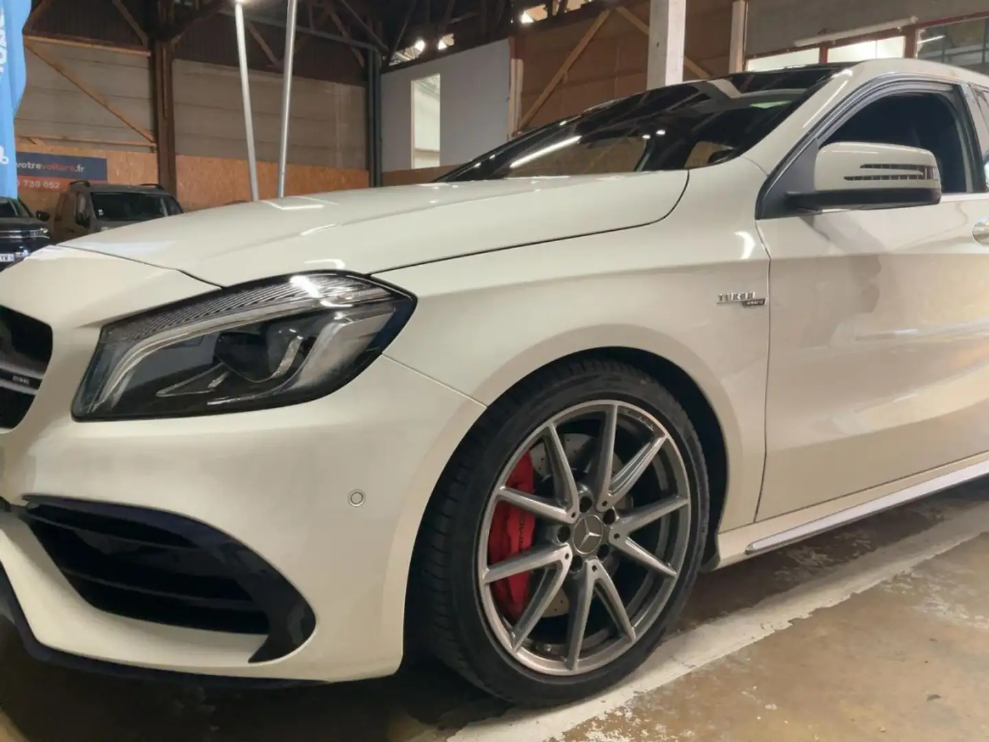 Mercedes-Benz A 45 AMG 4Matic 7G-DCT Blanc - 1