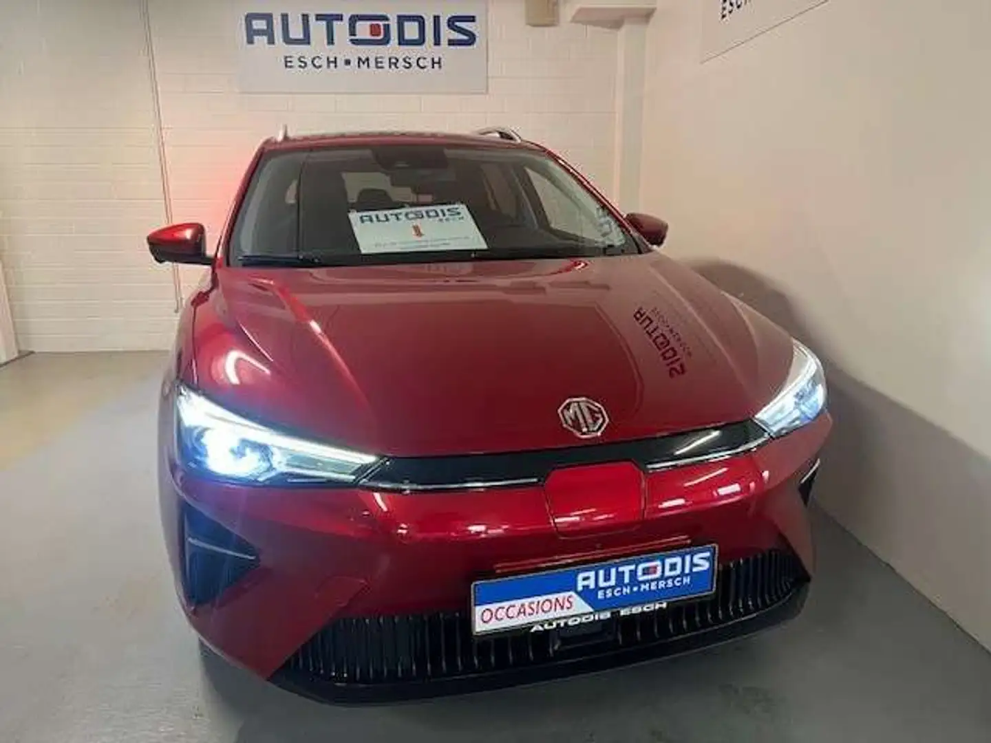 MG MG5 EV LUXURY Rouge - 2